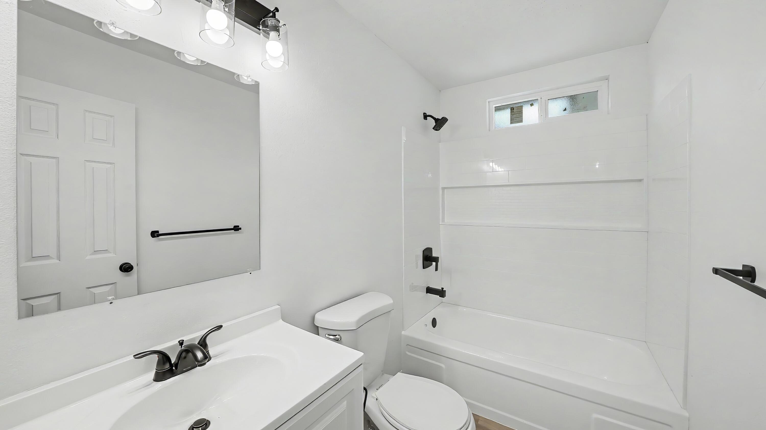 429 2nd St, Lindsay, CA 93247