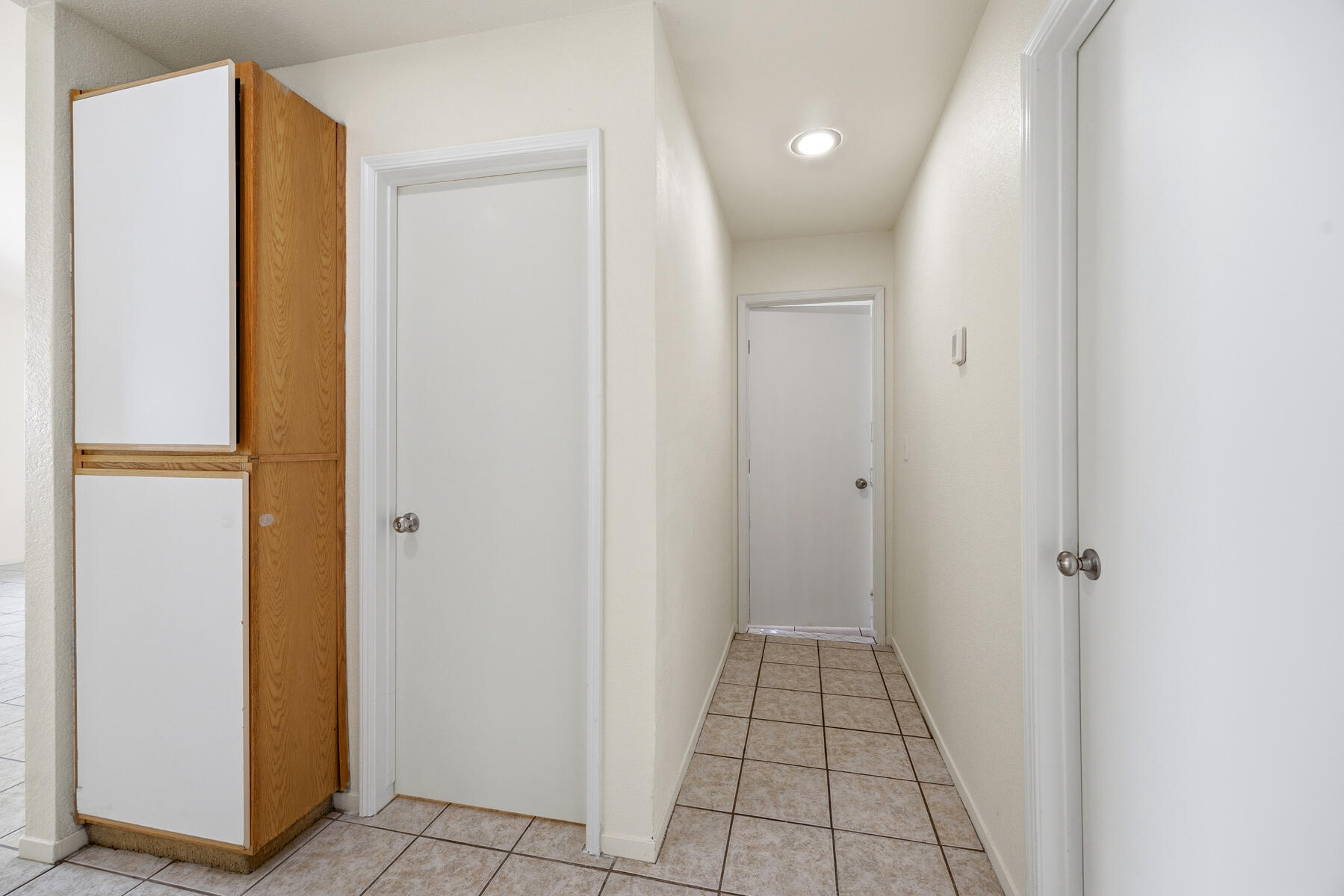 1936 E Roosevelt Ct, Visalia, CA 93292