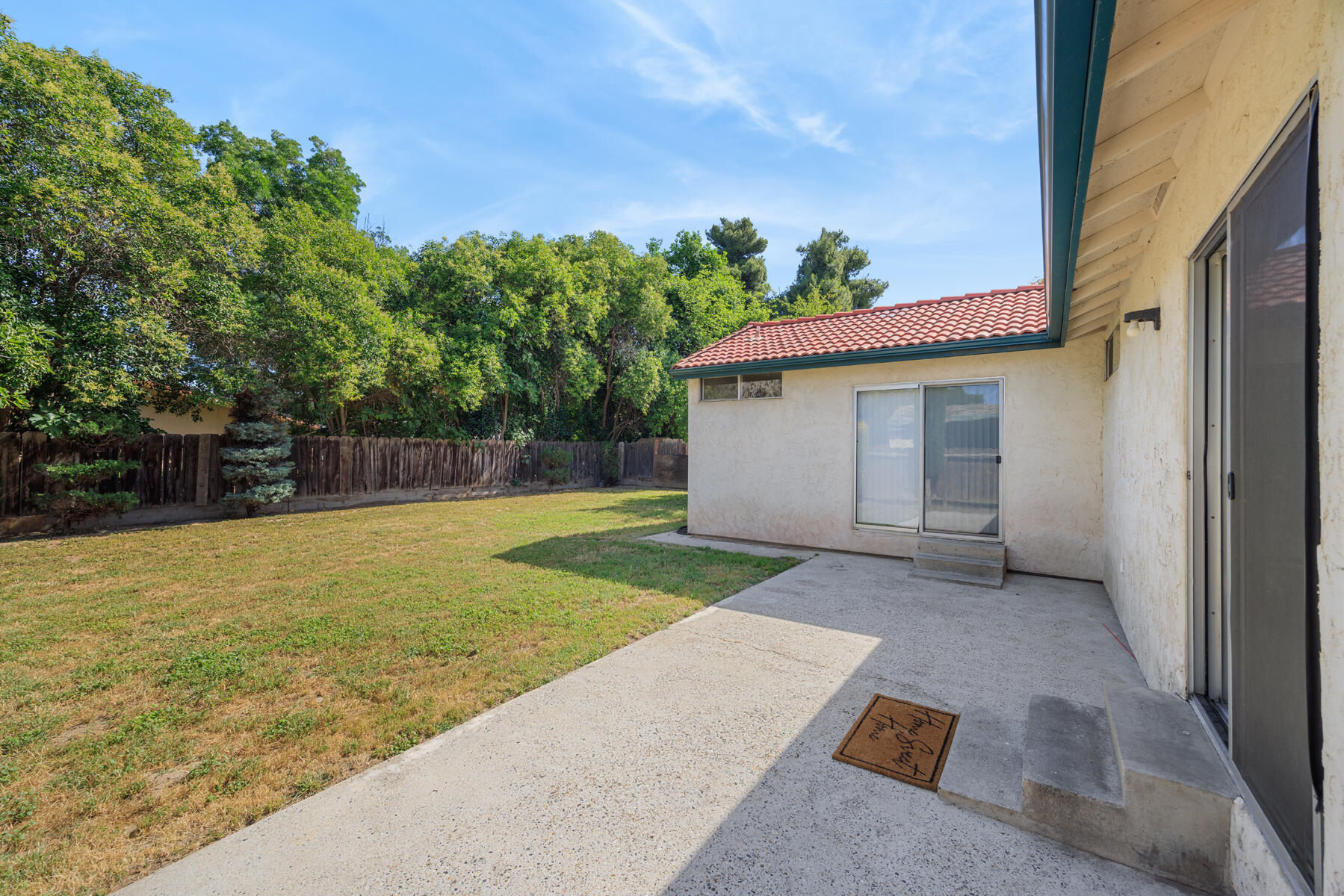 1936 E Roosevelt Ct, Visalia, CA 93292