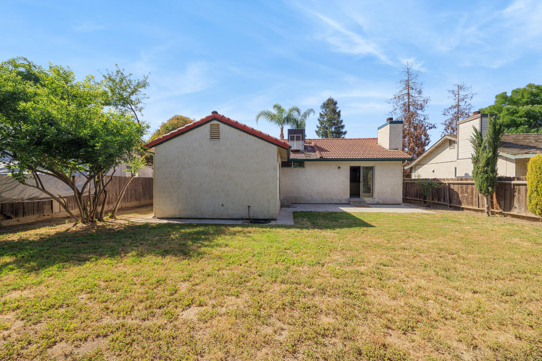 1936 E Roosevelt Ct, Visalia, CA 93292