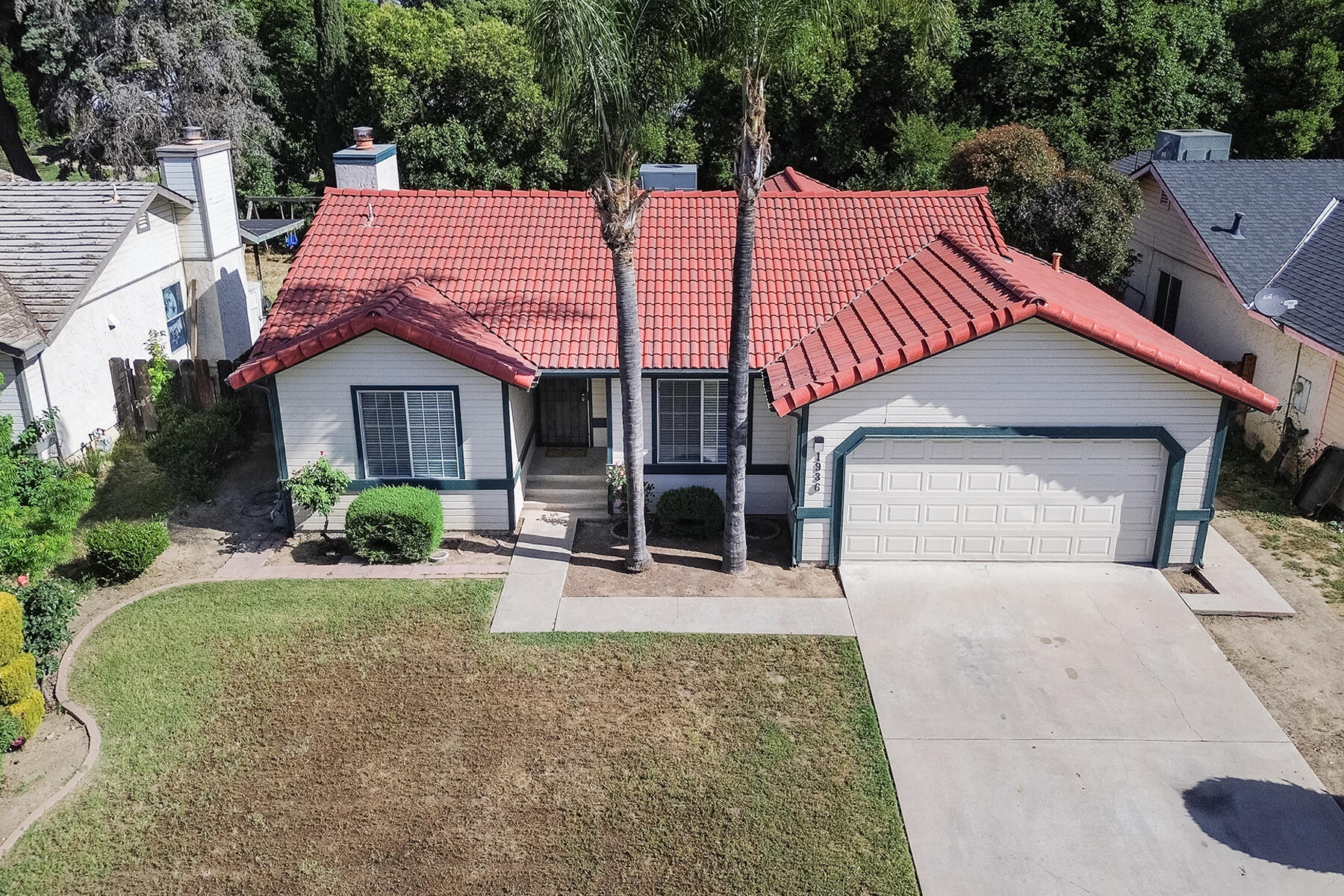 1936 E Roosevelt Ct, Visalia, CA 93292