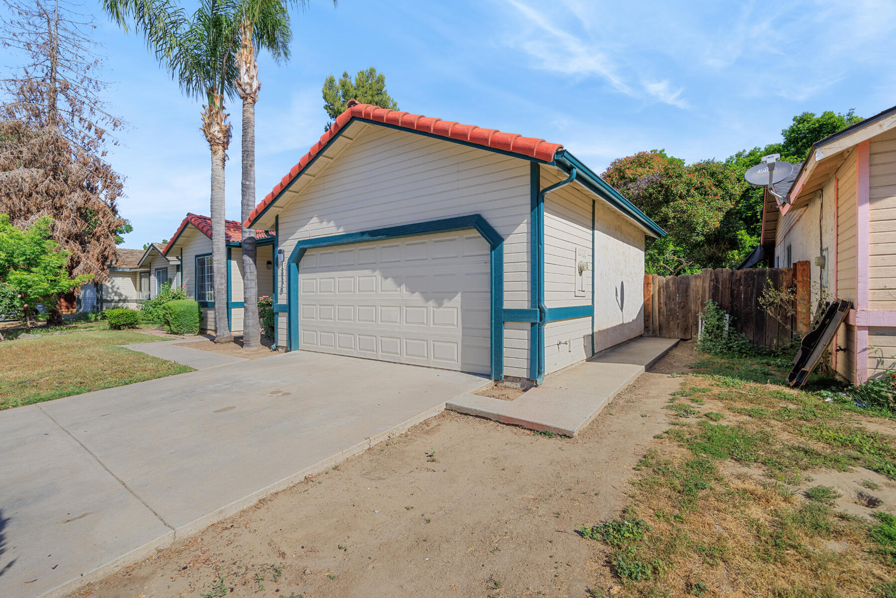 1936 E Roosevelt Ct, Visalia, CA 93292