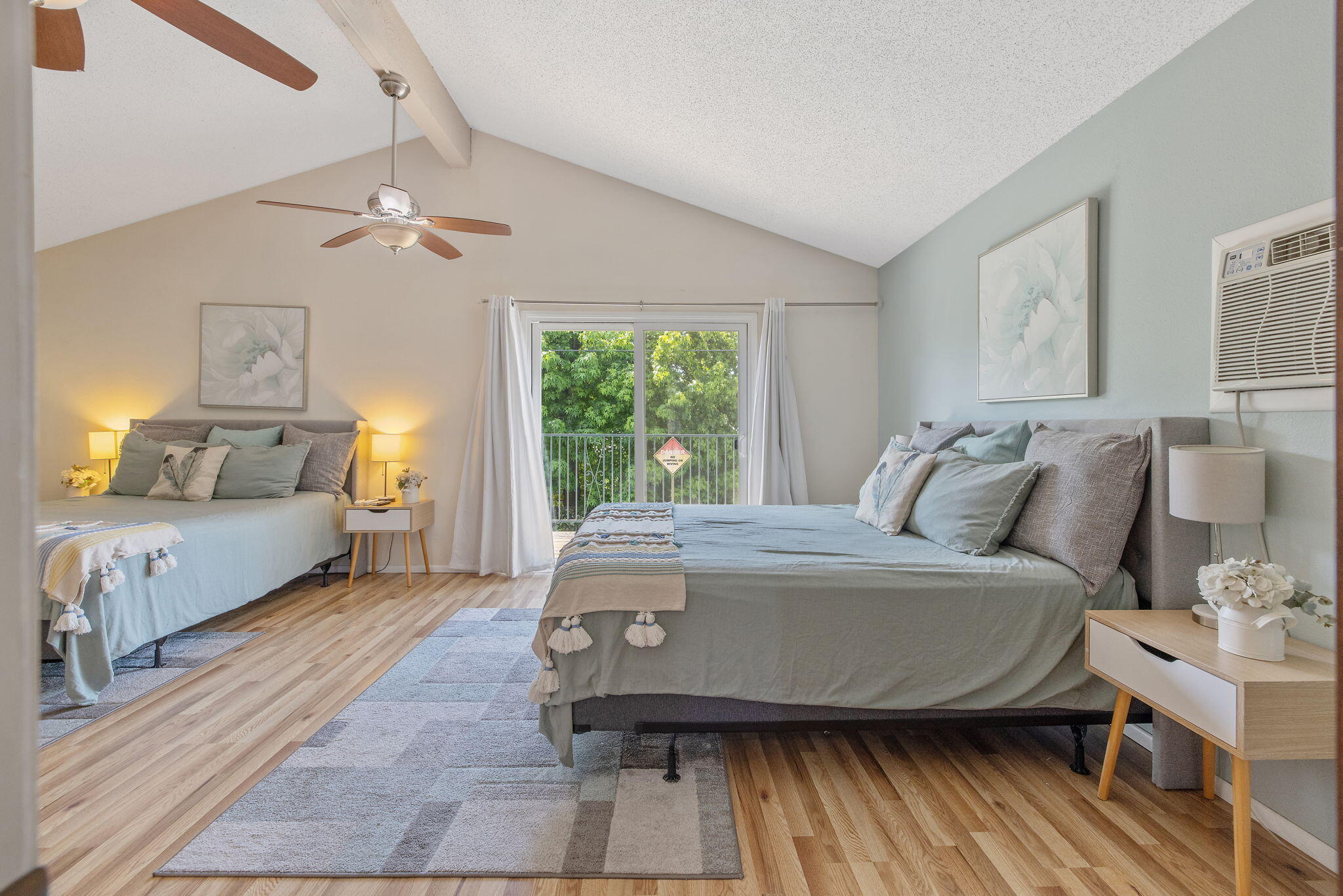 2735 W Laura Ave, Visalia, CA 93277