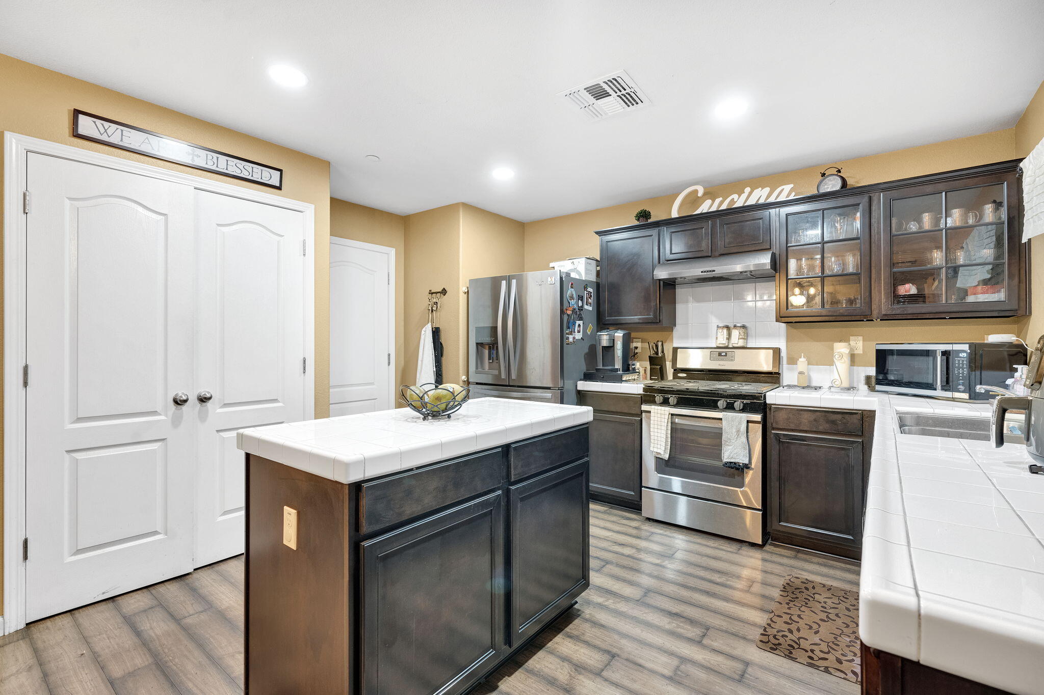 1418 Mandarin St, Madera, CA 93638