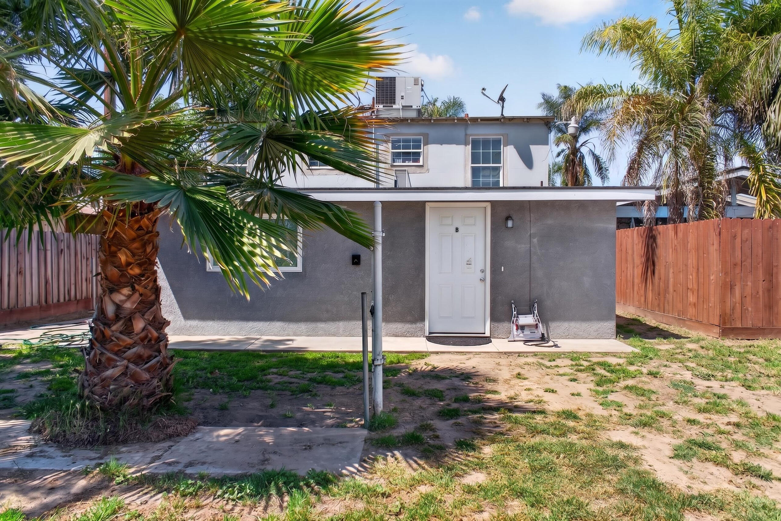 124 S Maston St, Porterville, CA 93257