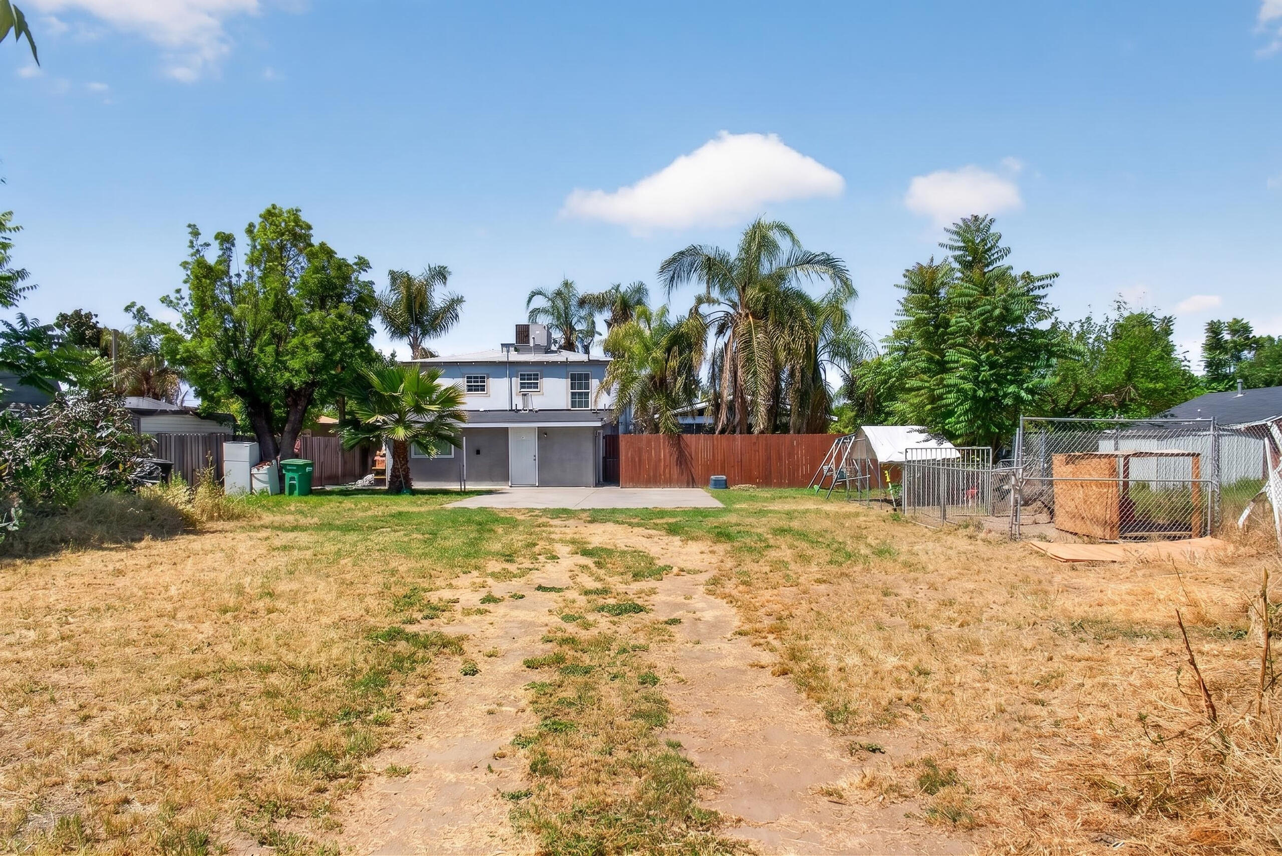 124 S Maston St, Porterville, CA 93257