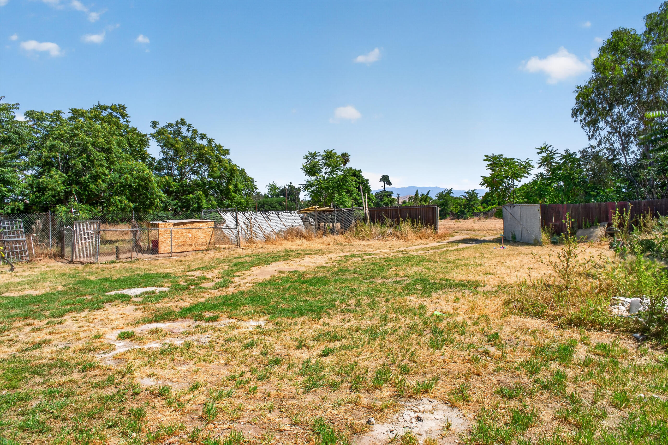 124 S Maston St, Porterville, CA 93257