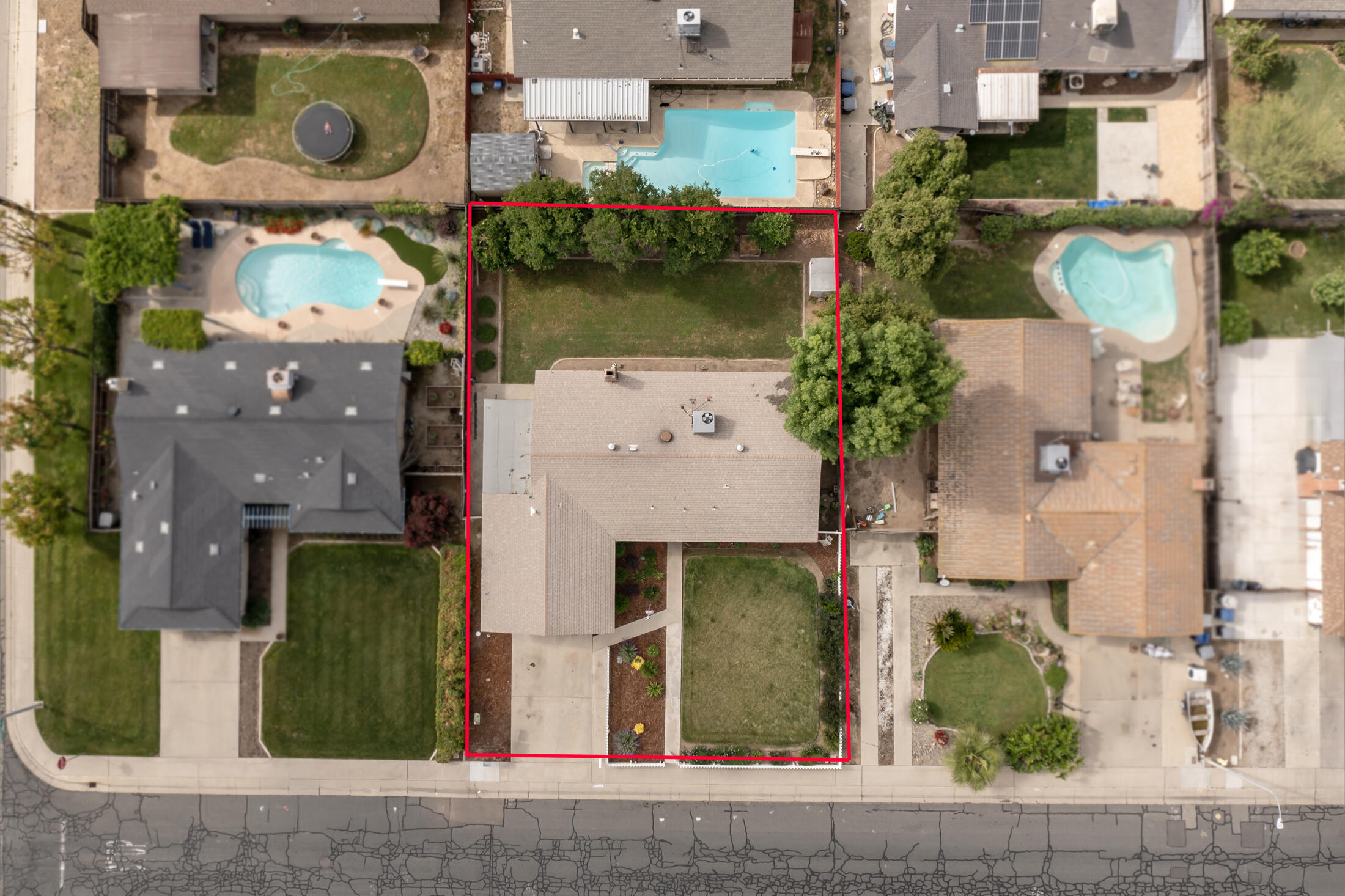 1345 W Evans Ave, Visalia, CA 93277