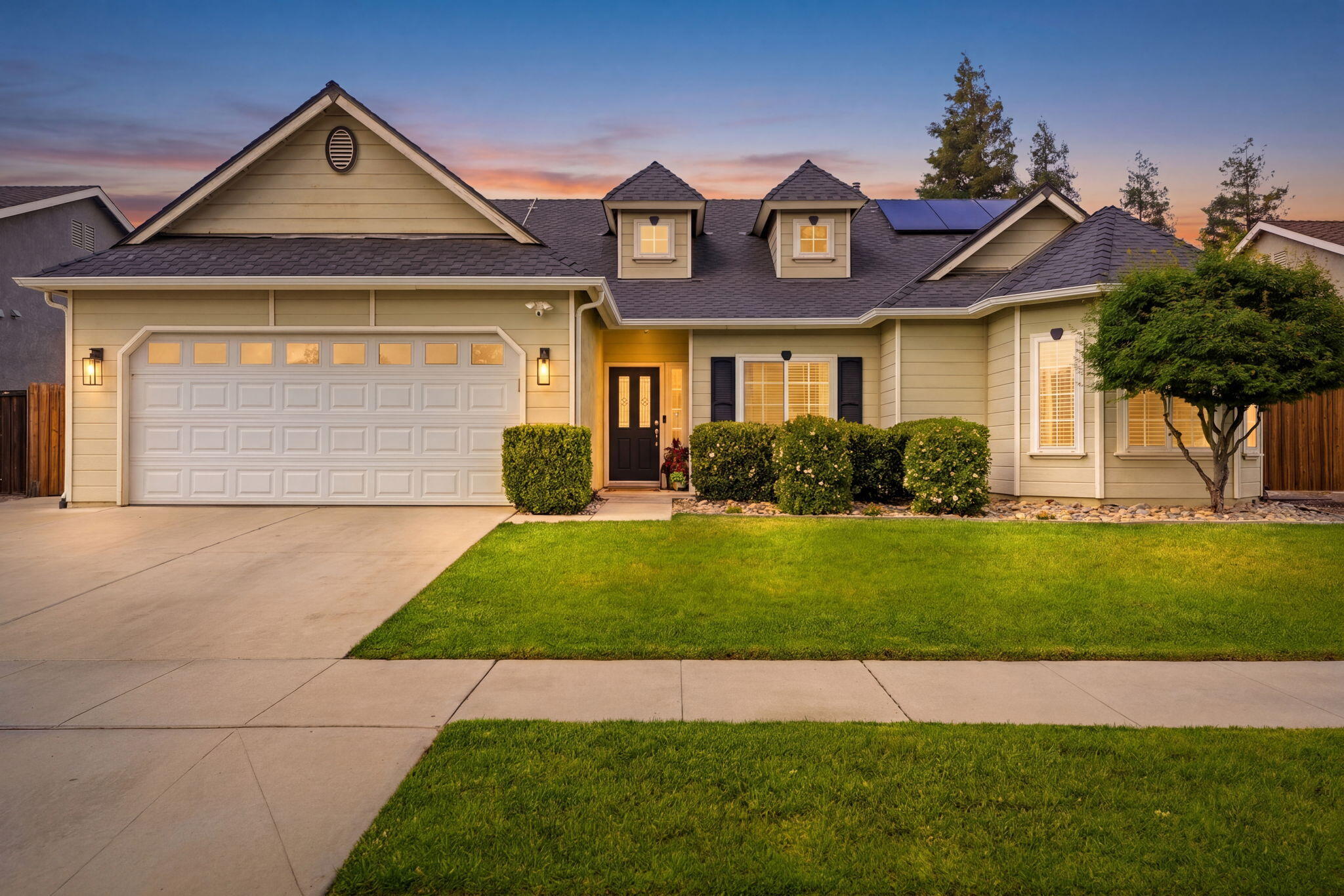 1854 Charles Krug, Tulare, CA 93274