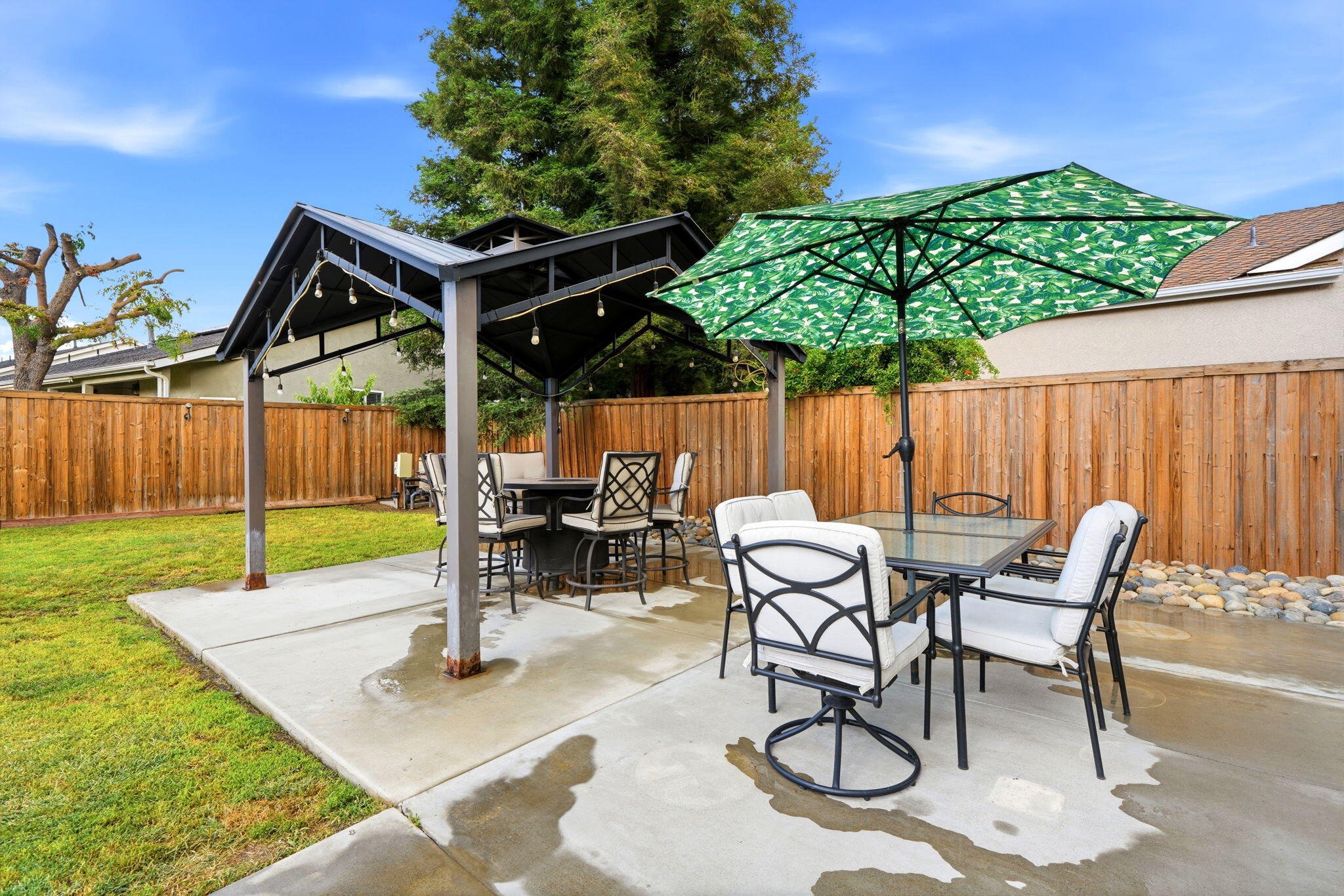 1854 Charles Krug, Tulare, CA 93274