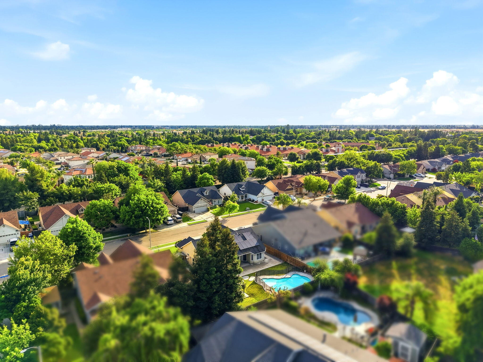 1854 Charles Krug, Tulare, CA 93274