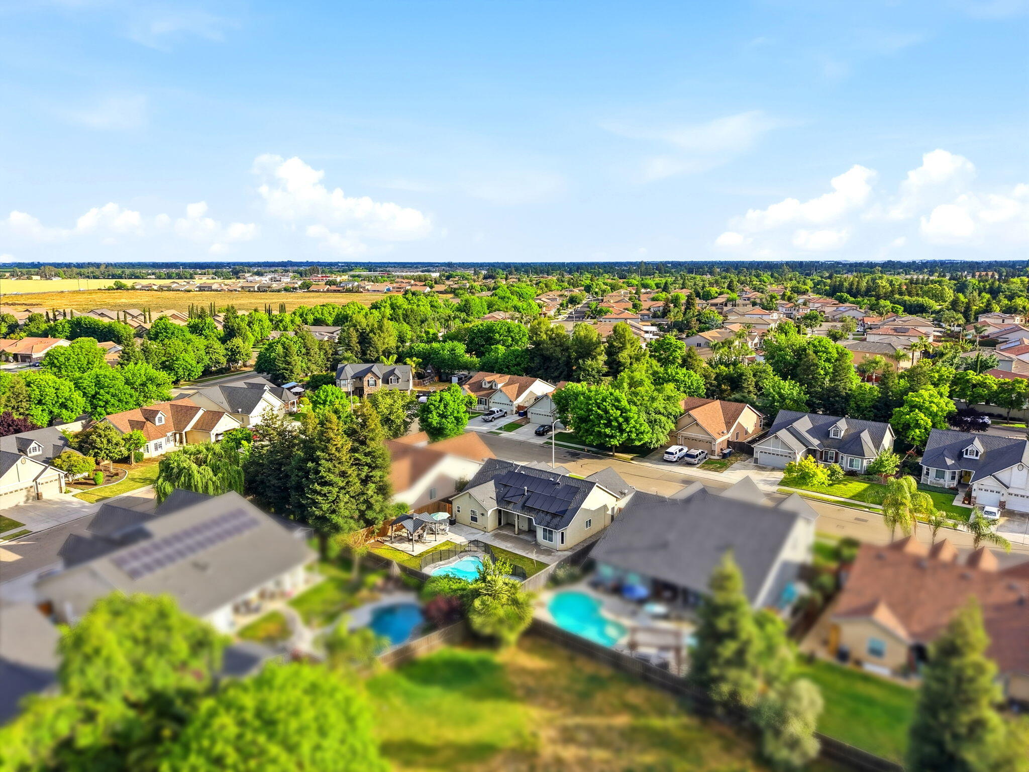 1854 Charles Krug, Tulare, CA 93274