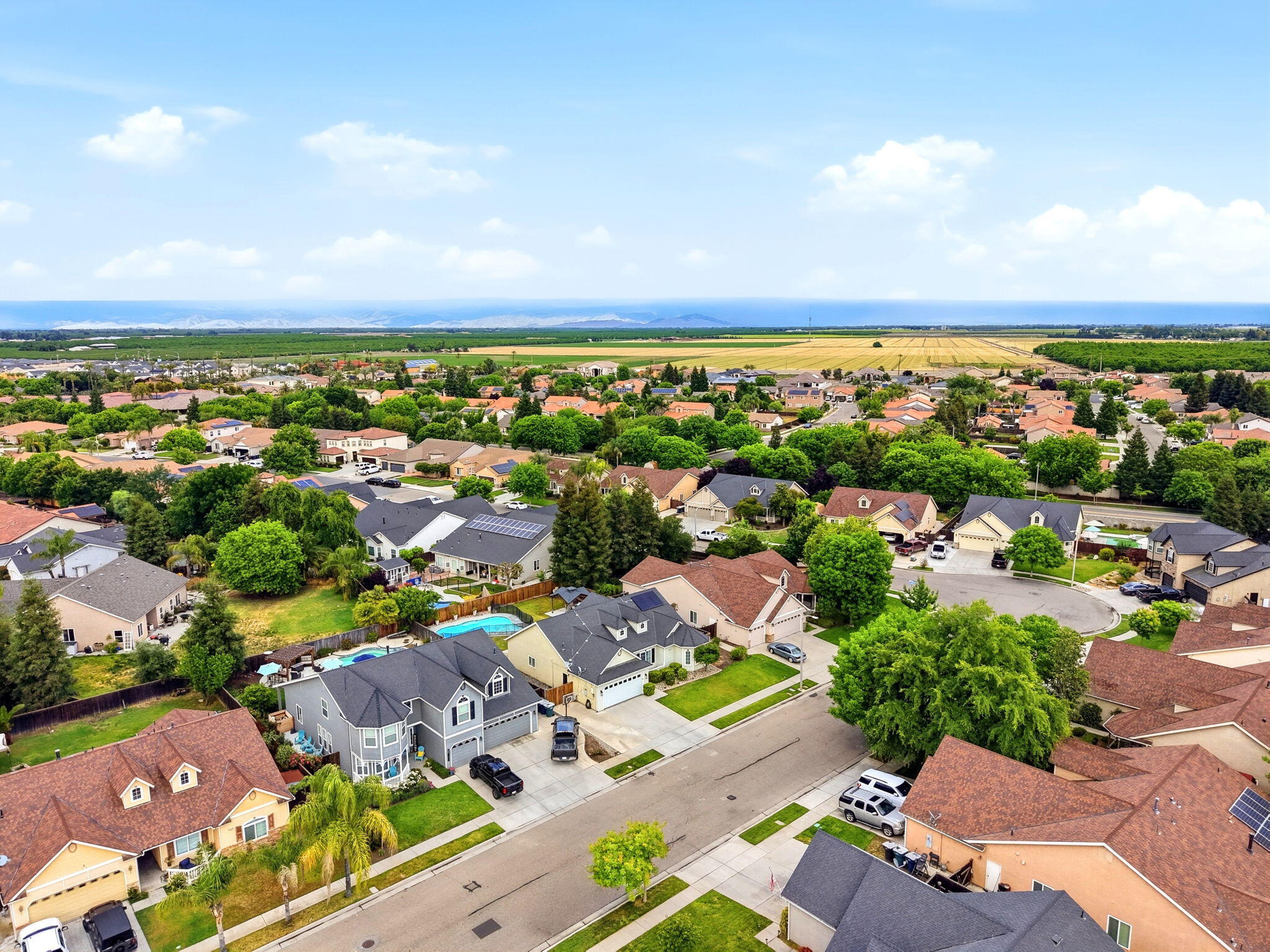 1854 Charles Krug, Tulare, CA 93274