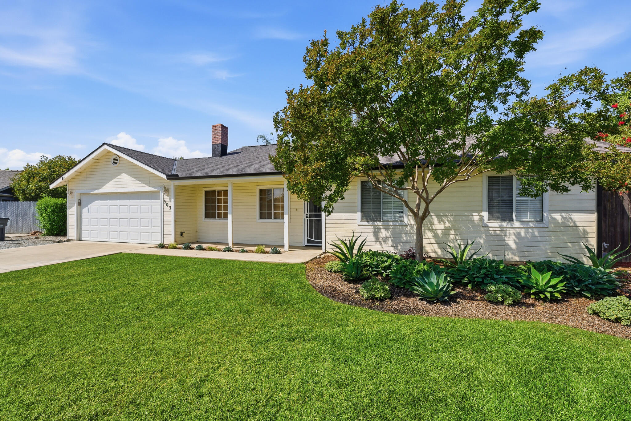 505 Kelsey Ct, Exeter, CA 93221