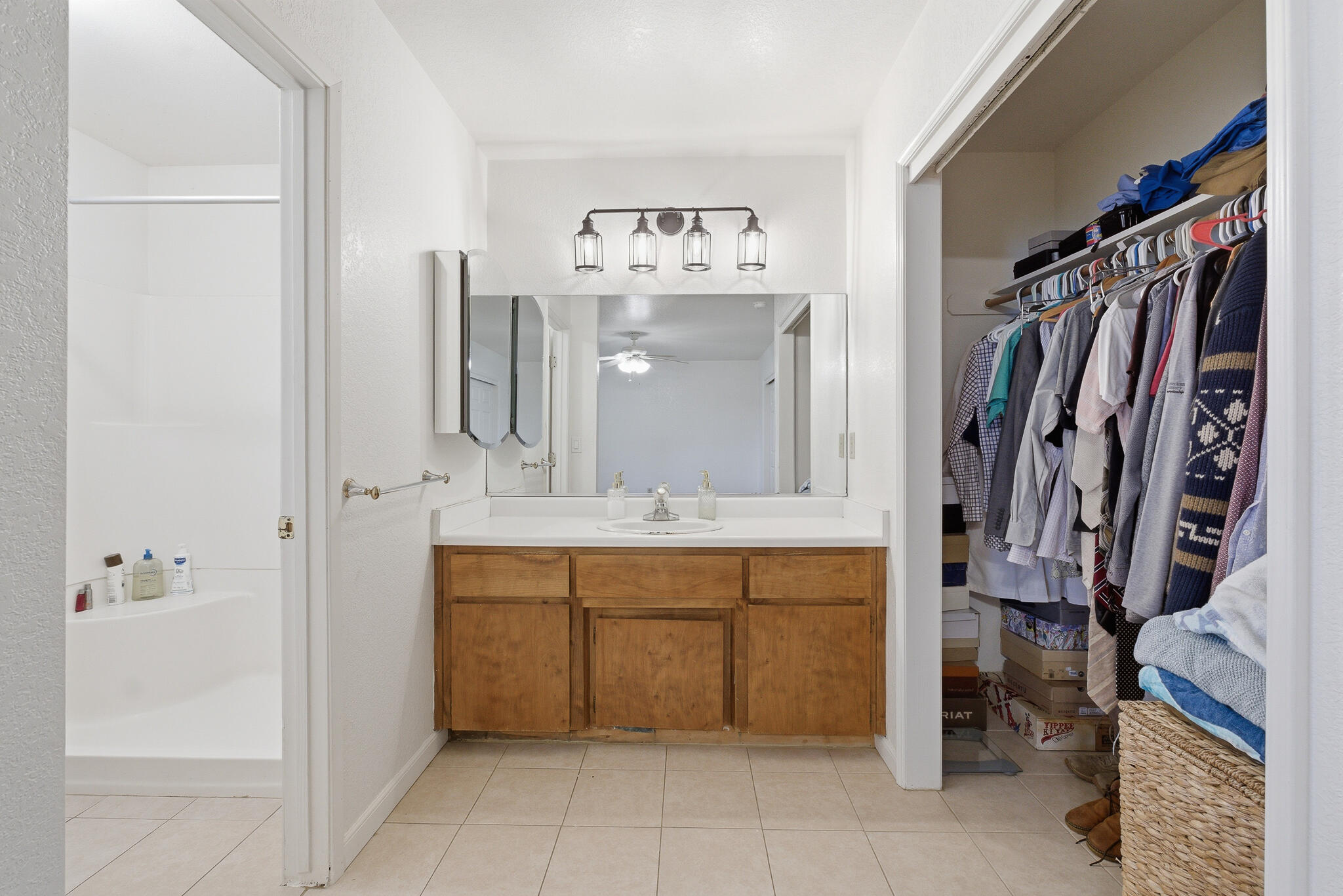 505 Kelsey Ct, Exeter, CA 93221