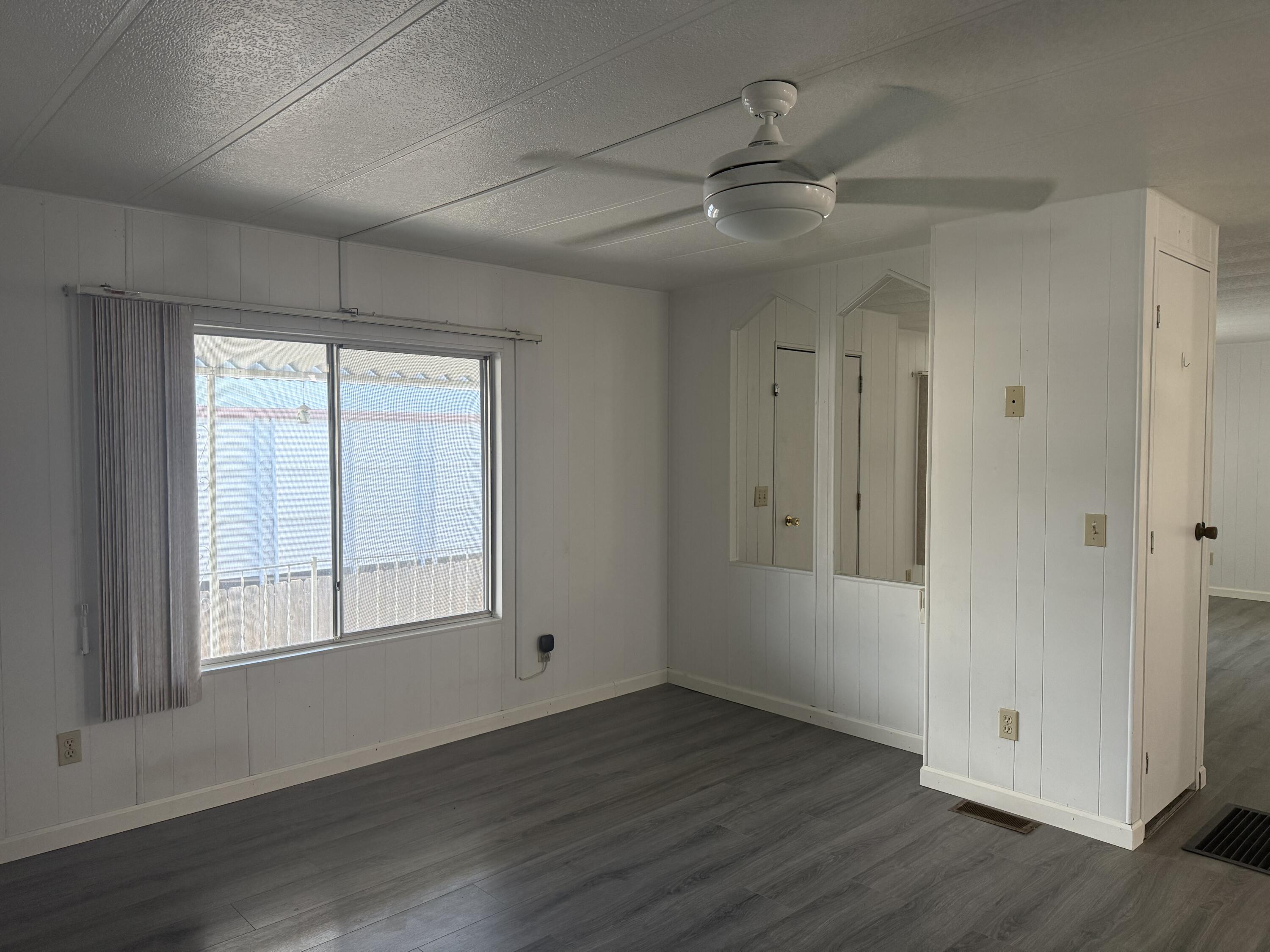 2627 W Midvalley Ave #118, Visalia, CA 93277