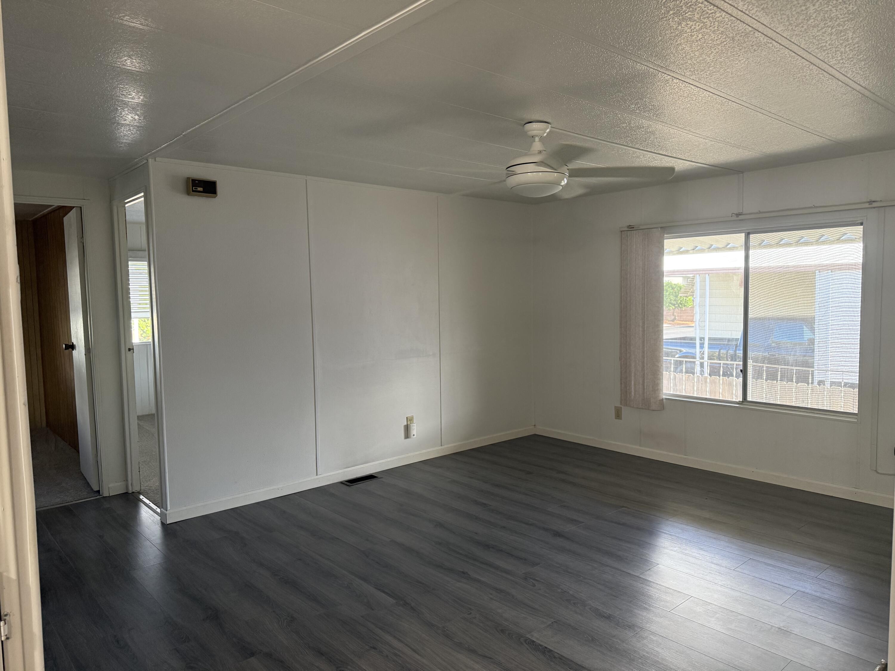 2627 W Midvalley Ave #118, Visalia, CA 93277