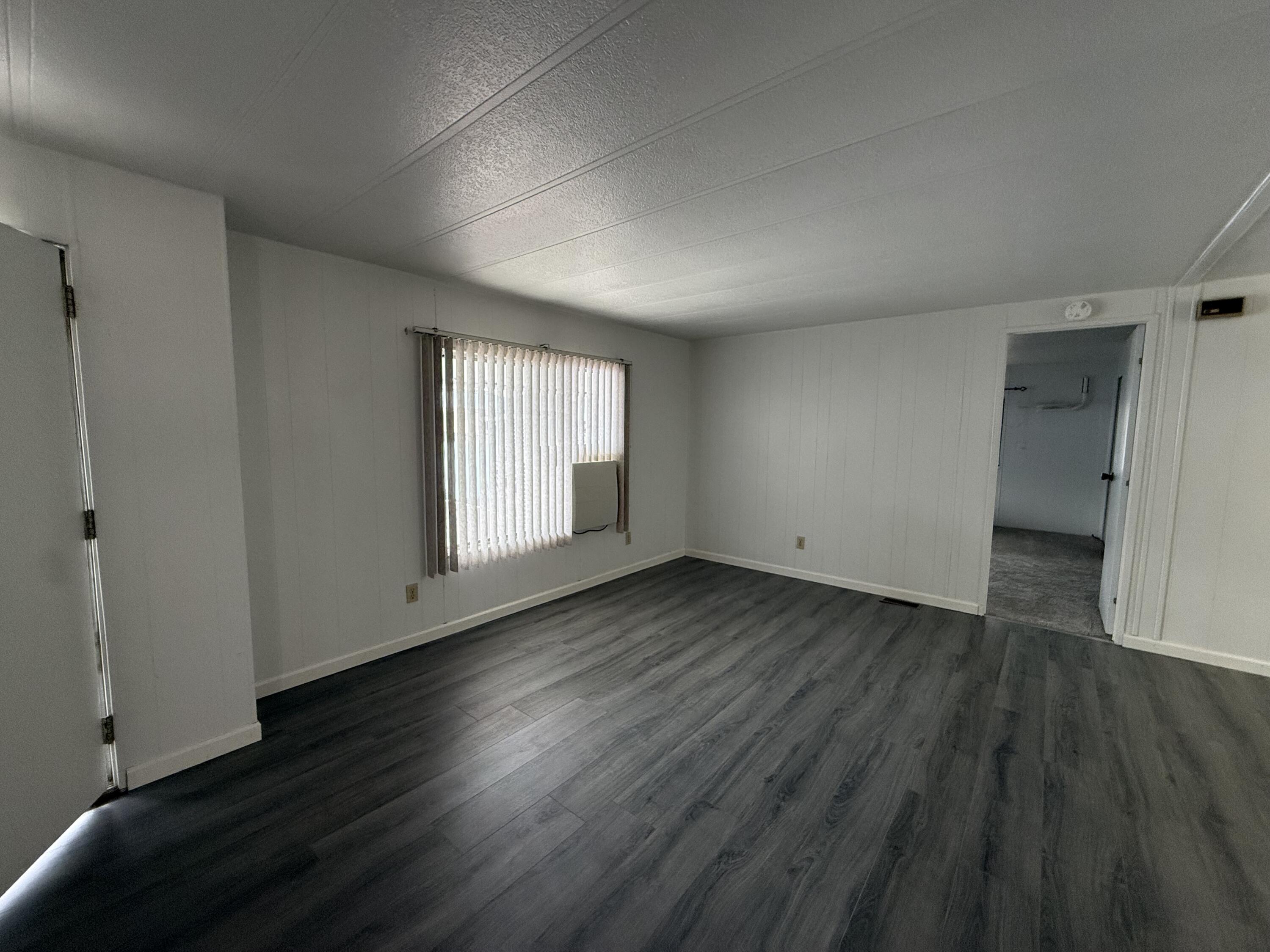 2627 W Midvalley Ave #118, Visalia, CA 93277