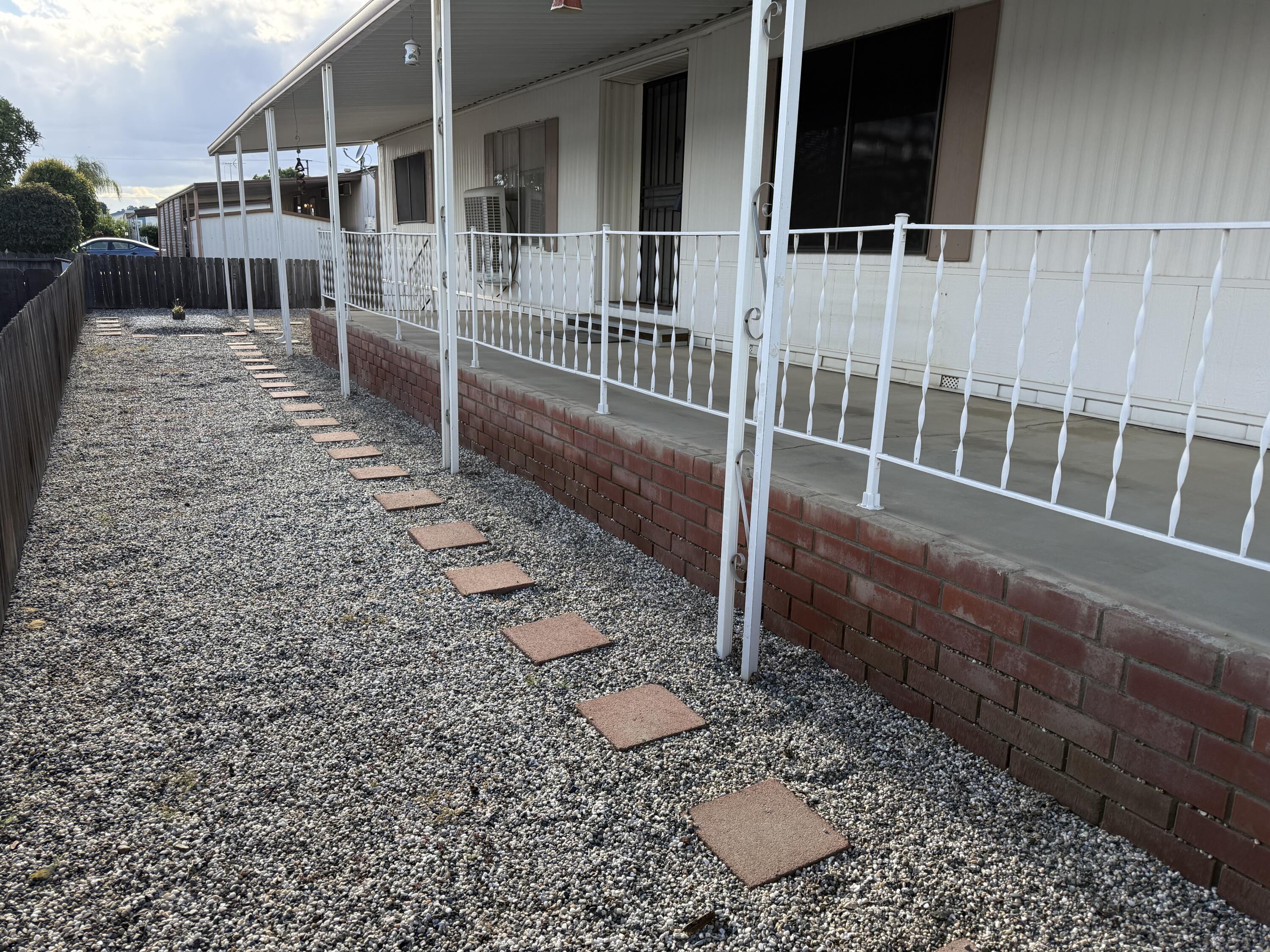 2627 W Midvalley Ave #118, Visalia, CA 93277