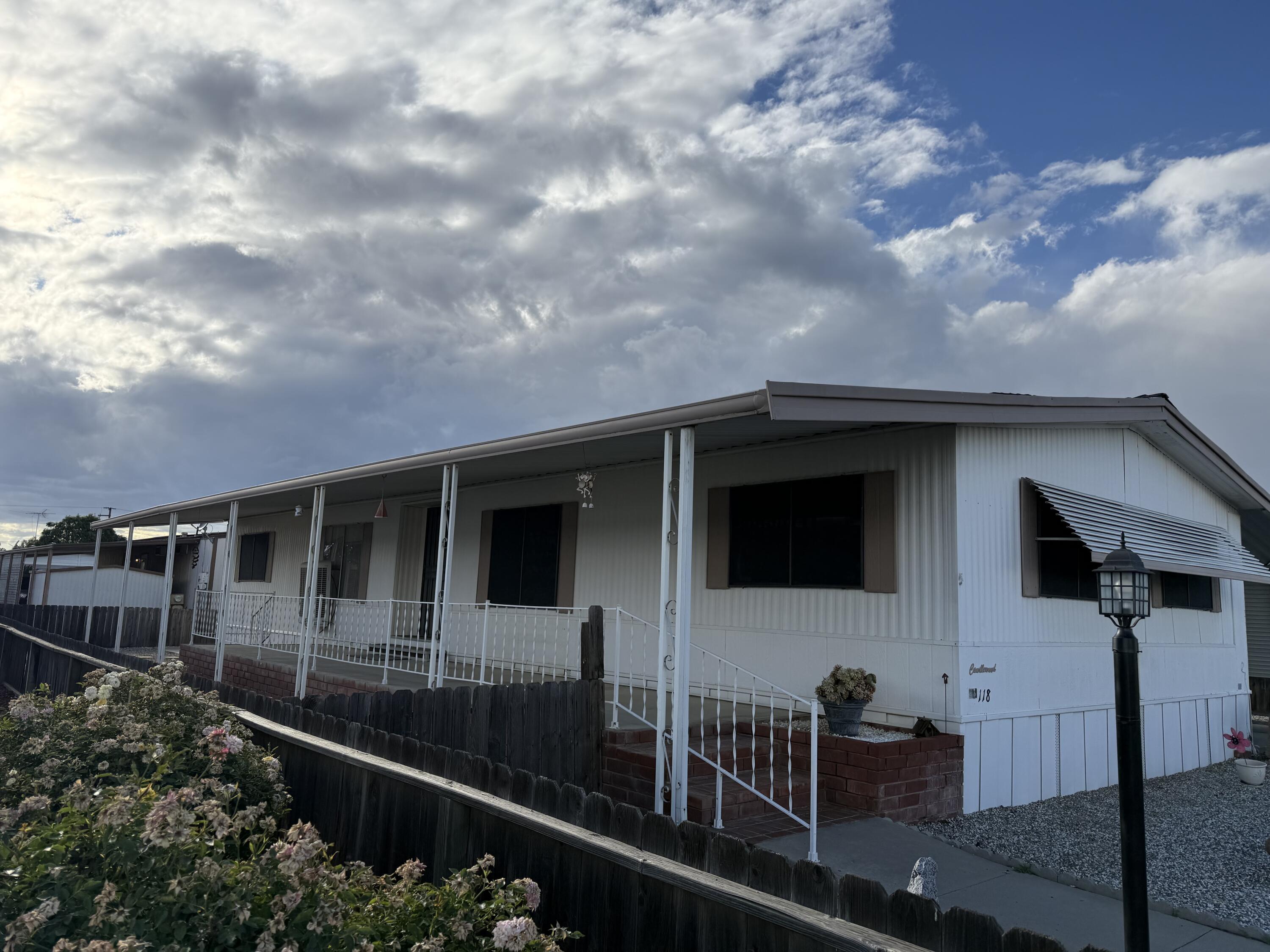 2627 W Midvalley Ave #118, Visalia, CA 93277