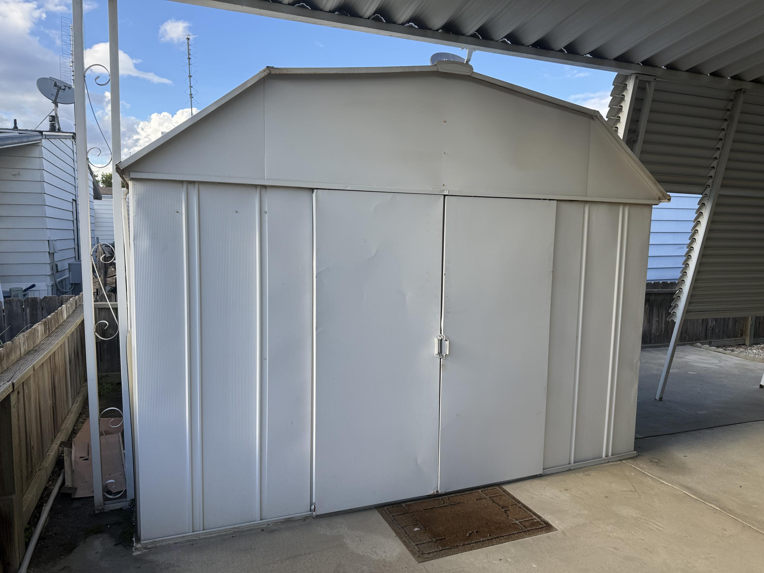 2627 W Midvalley Ave #118, Visalia, CA 93277