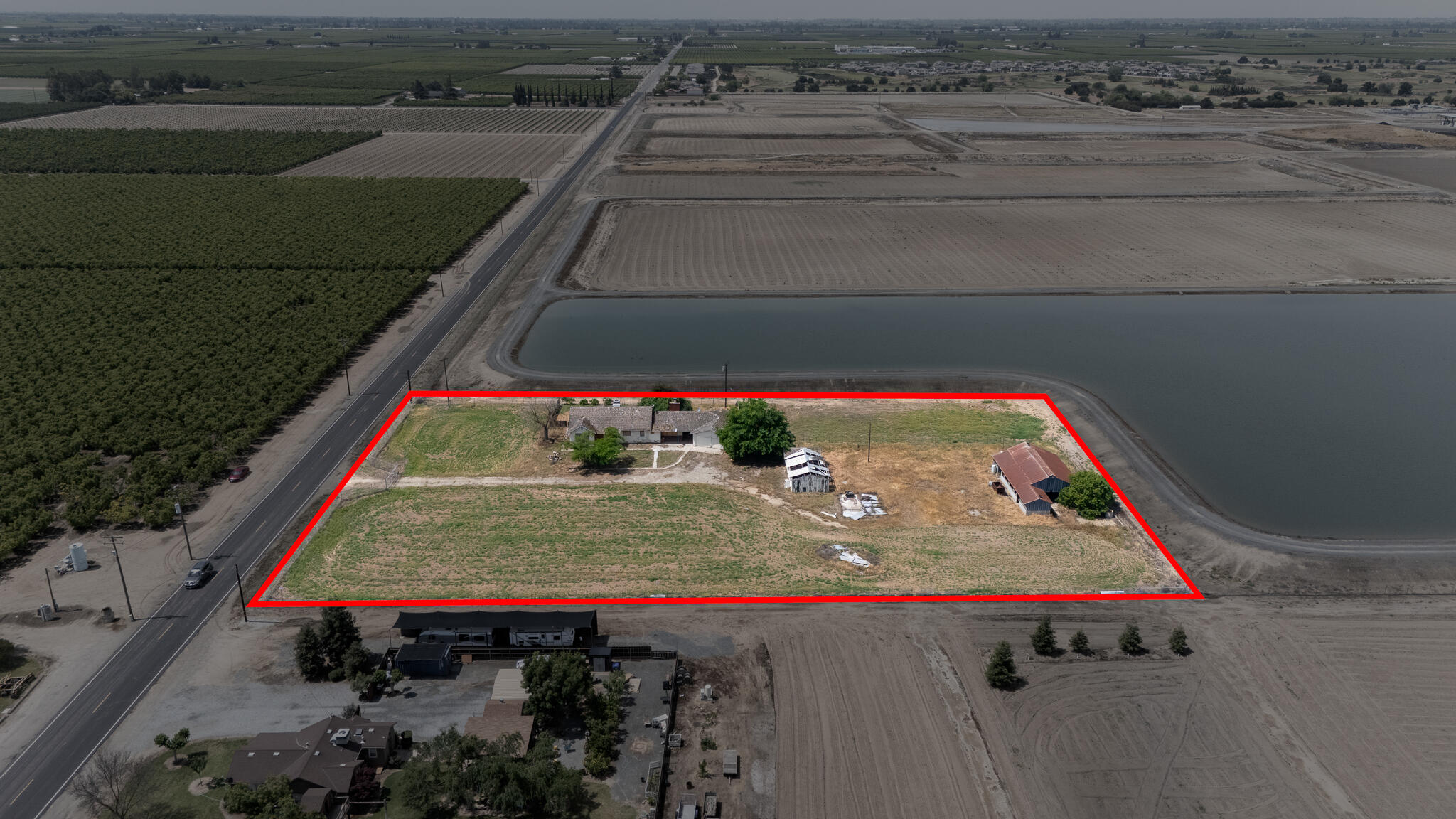 6766 Avenue 408, Dinuba, CA 93618