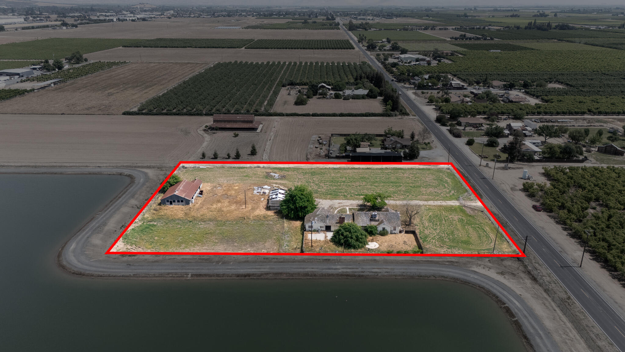6766 Avenue 408, Dinuba, CA 93618