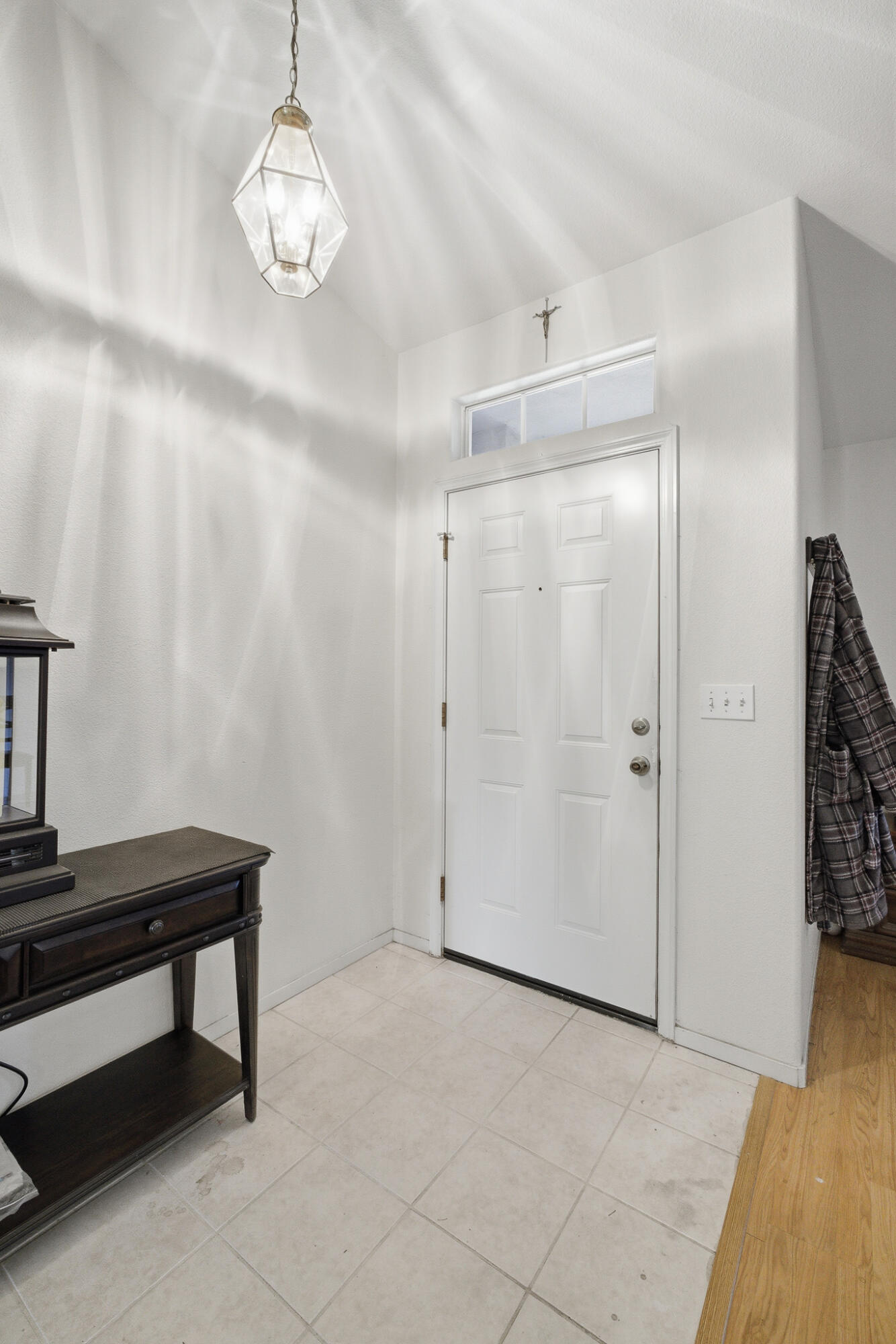 719 E Ferguson Ave, Visalia, CA 93292