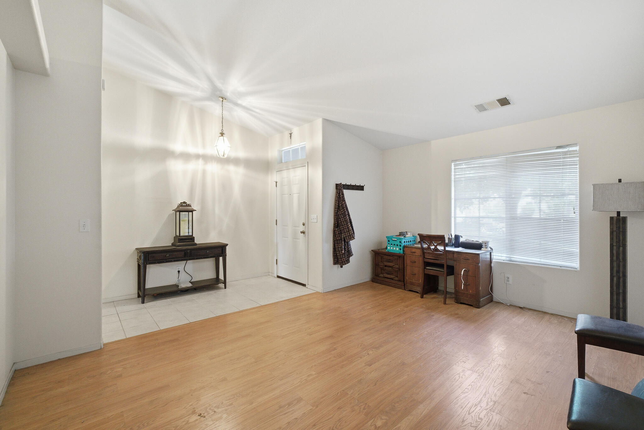 719 E Ferguson Ave, Visalia, CA 93292