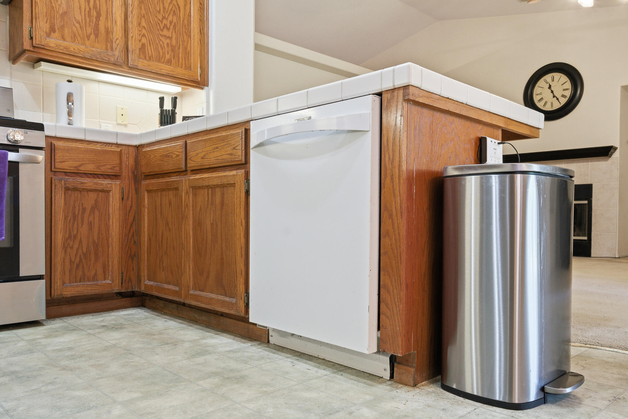 719 E Ferguson Ave, Visalia, CA 93292