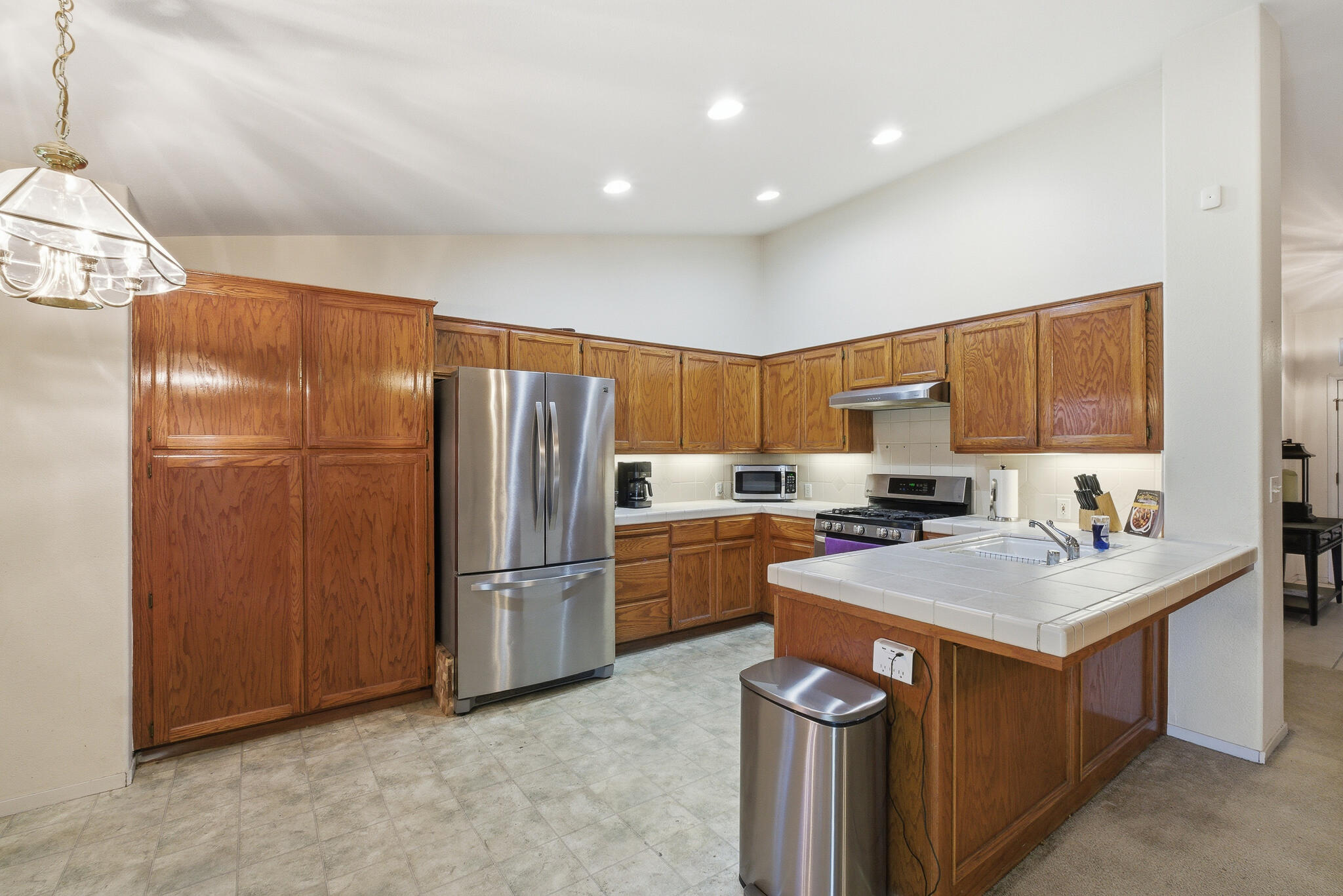 719 E Ferguson Ave, Visalia, CA 93292