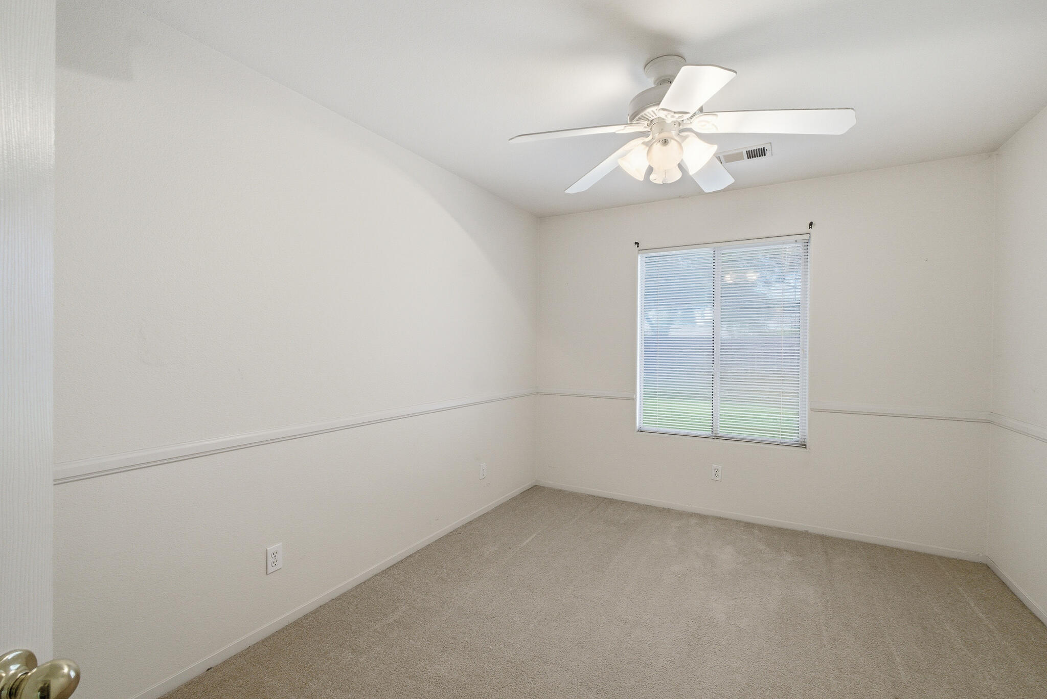 719 E Ferguson Ave, Visalia, CA 93292