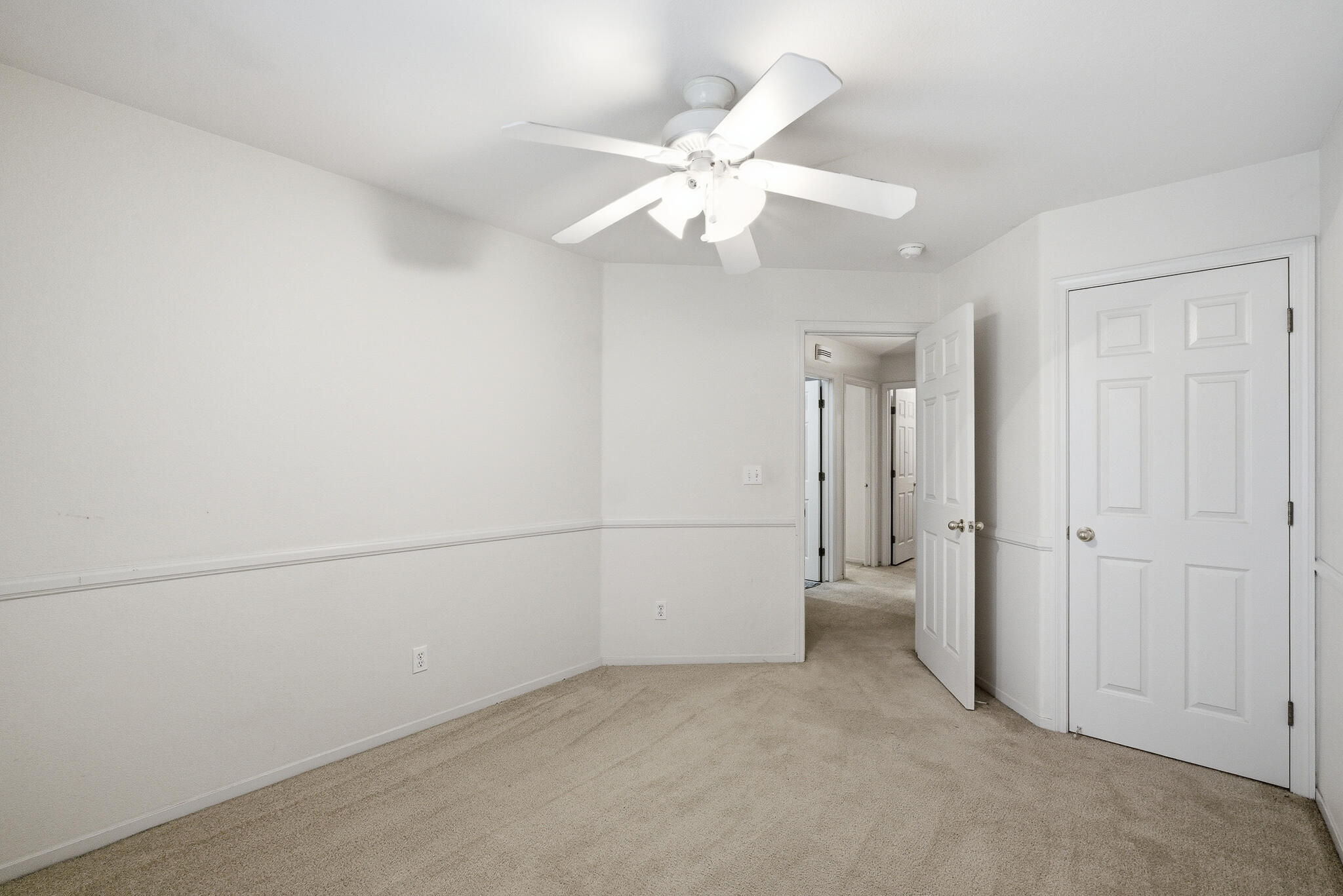 719 E Ferguson Ave, Visalia, CA 93292