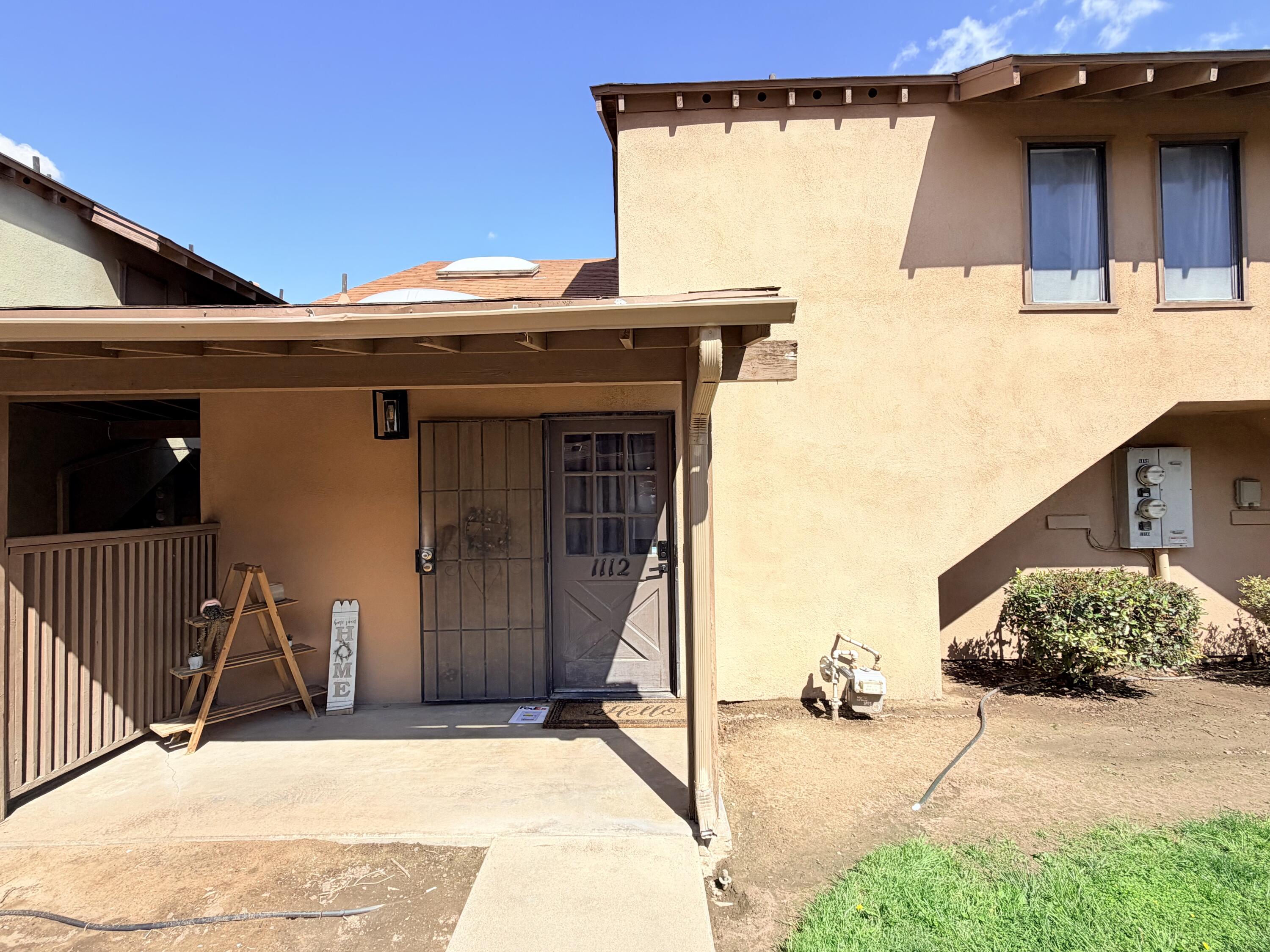 1112 W Bel Aire, Porterville, CA 93257