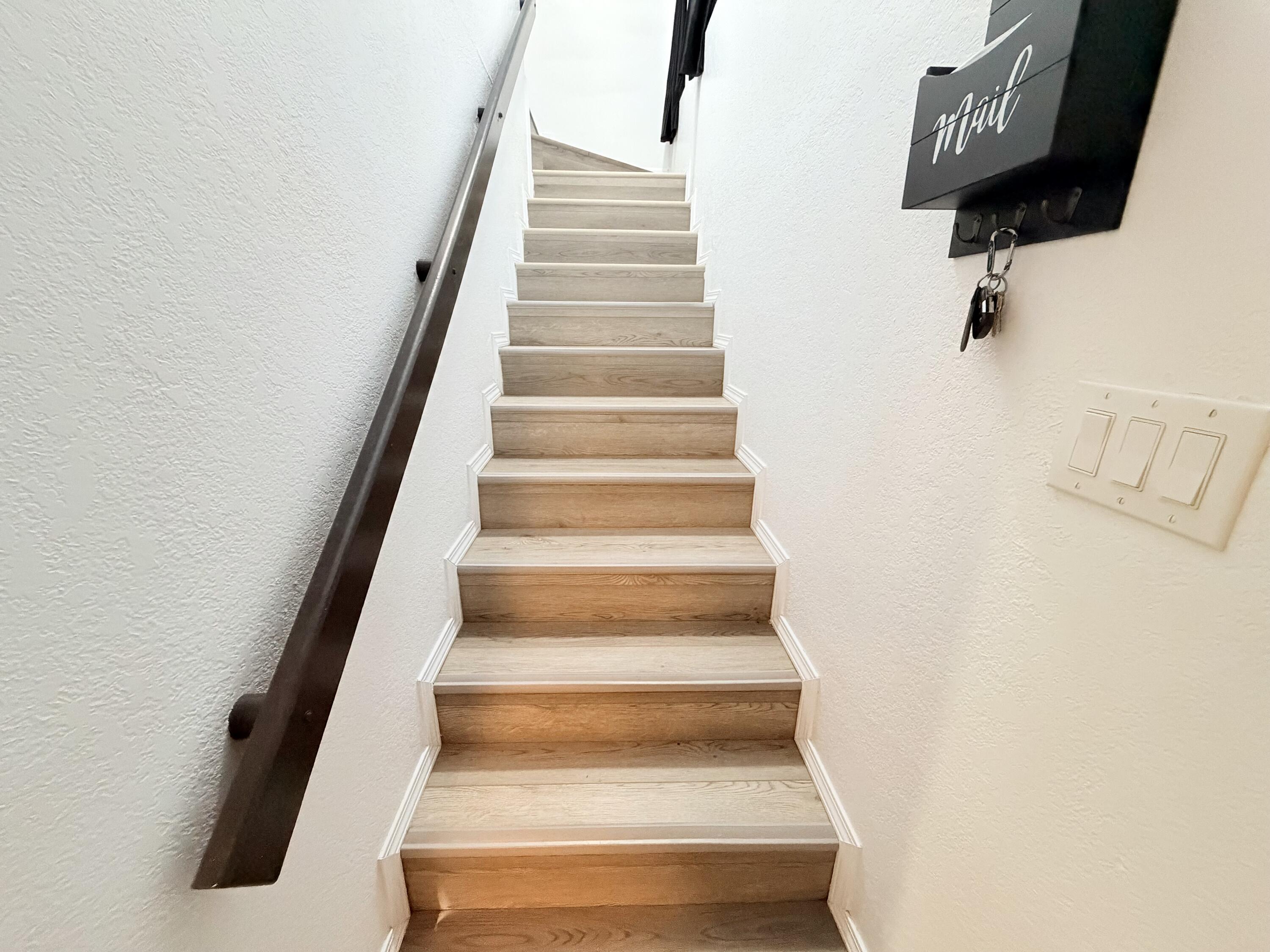 1112 W Bel Aire, Porterville, CA 93257