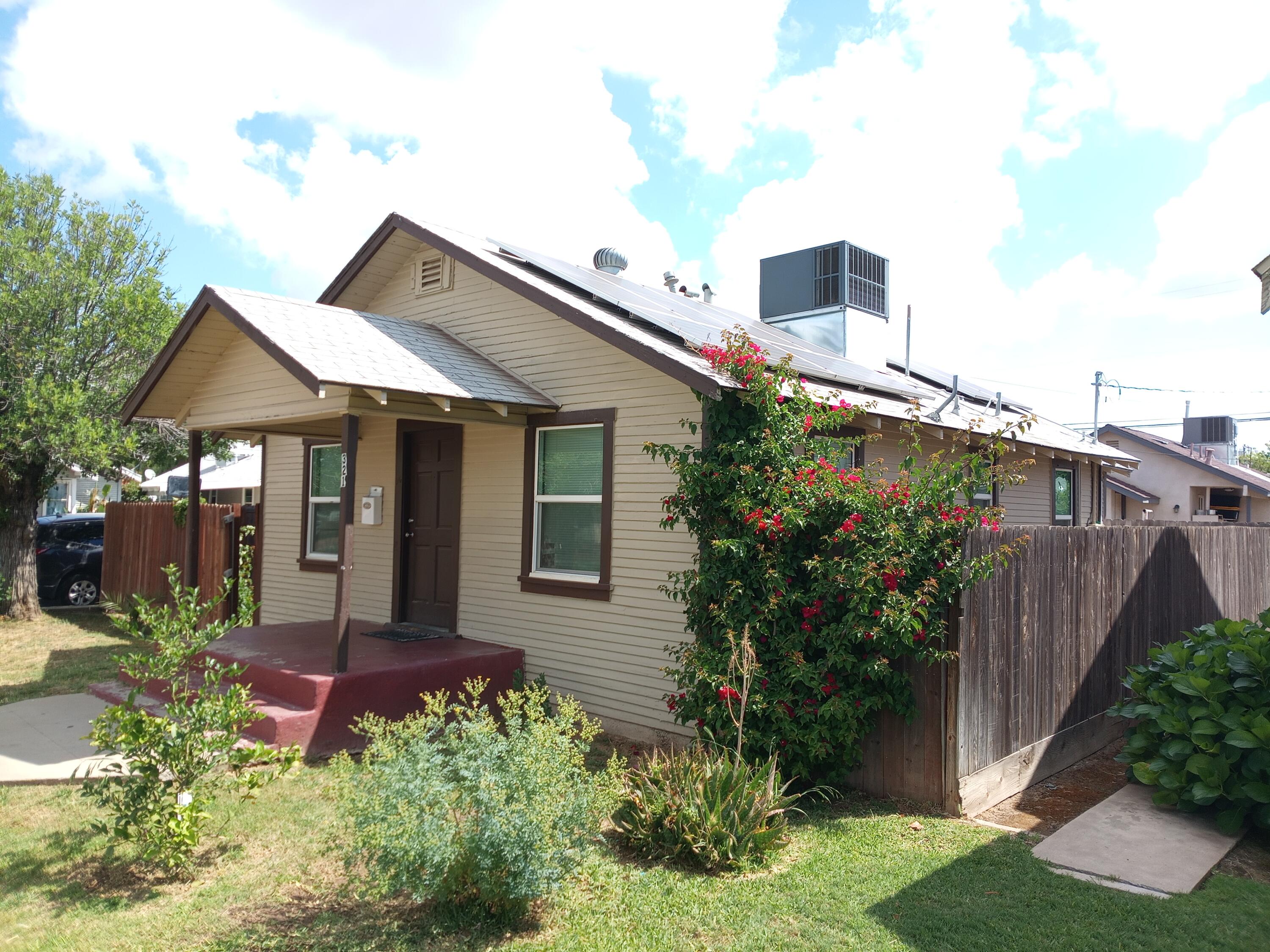 321 N Orange Ave, Exeter, CA 93221