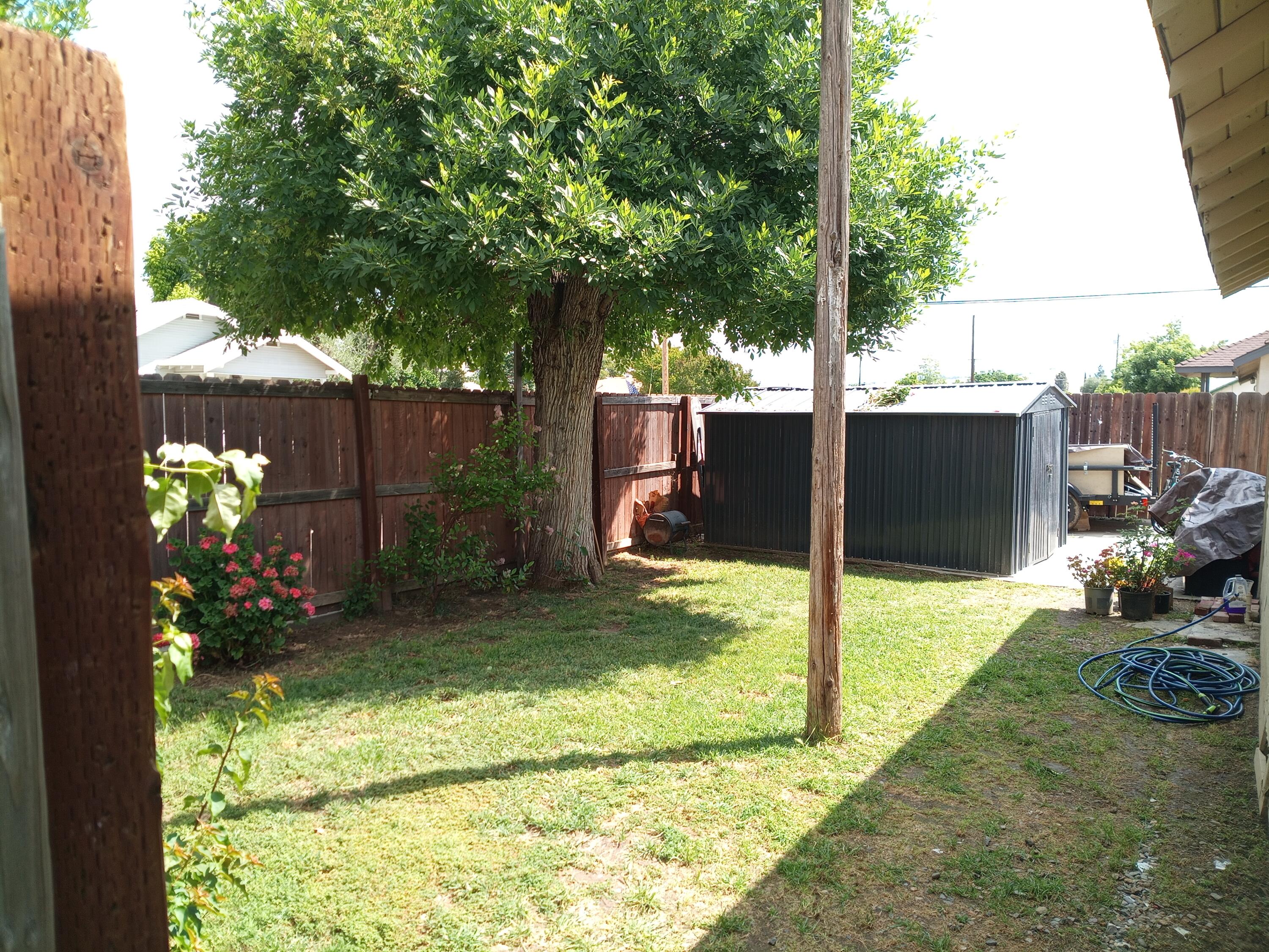 321 N Orange Ave, Exeter, CA 93221