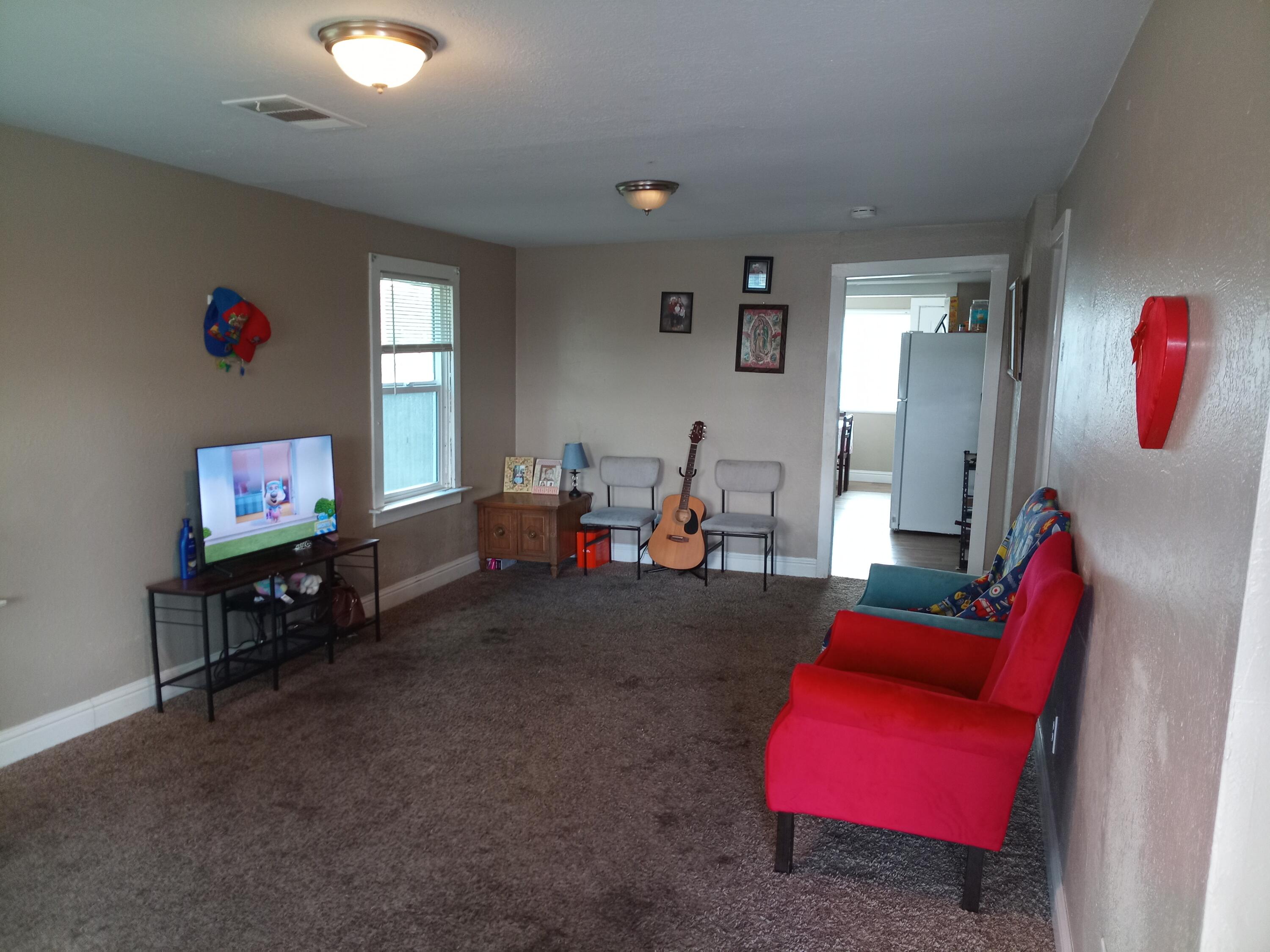 321 N Orange Ave, Exeter, CA 93221