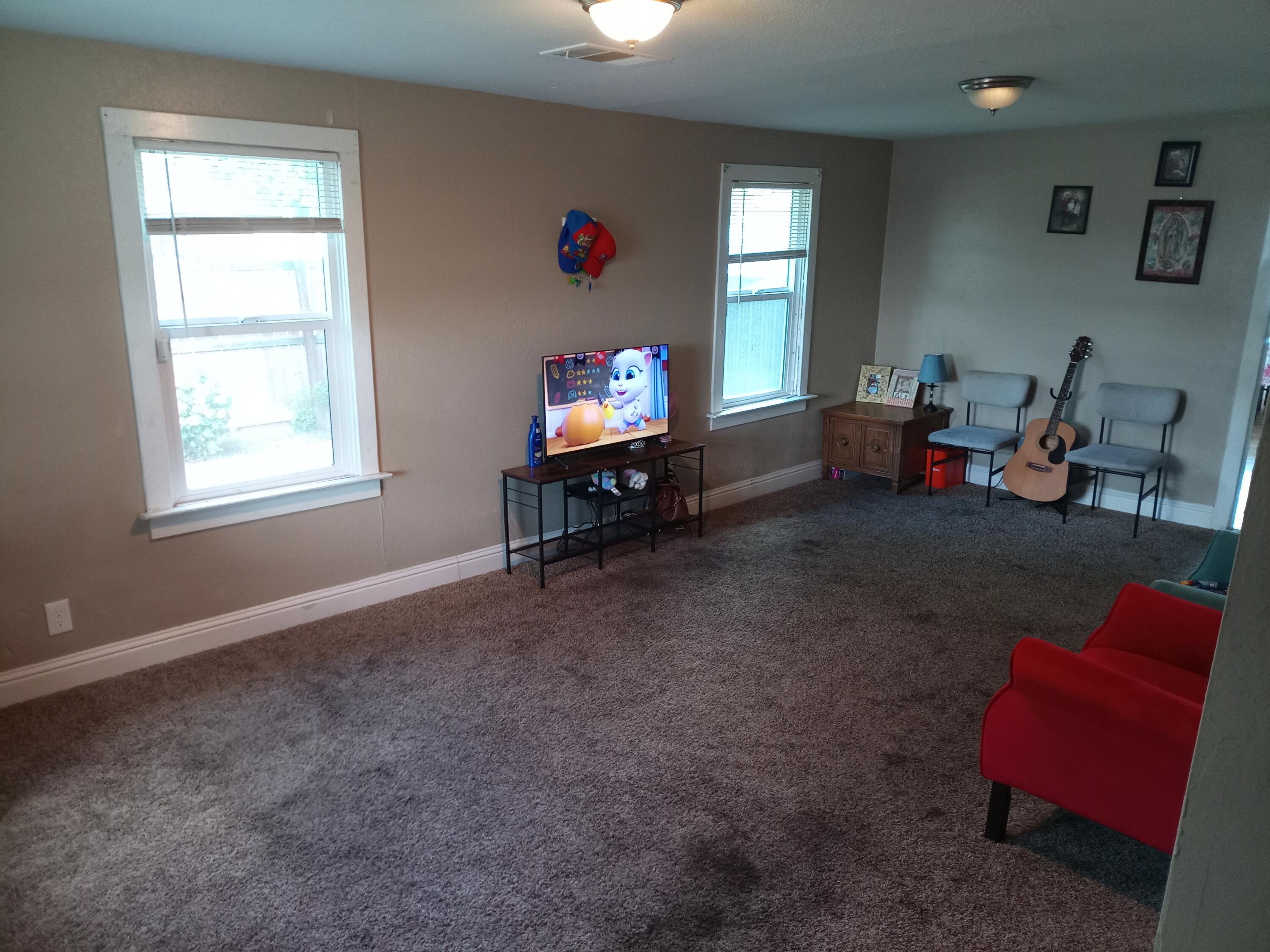 321 N Orange Ave, Exeter, CA 93221