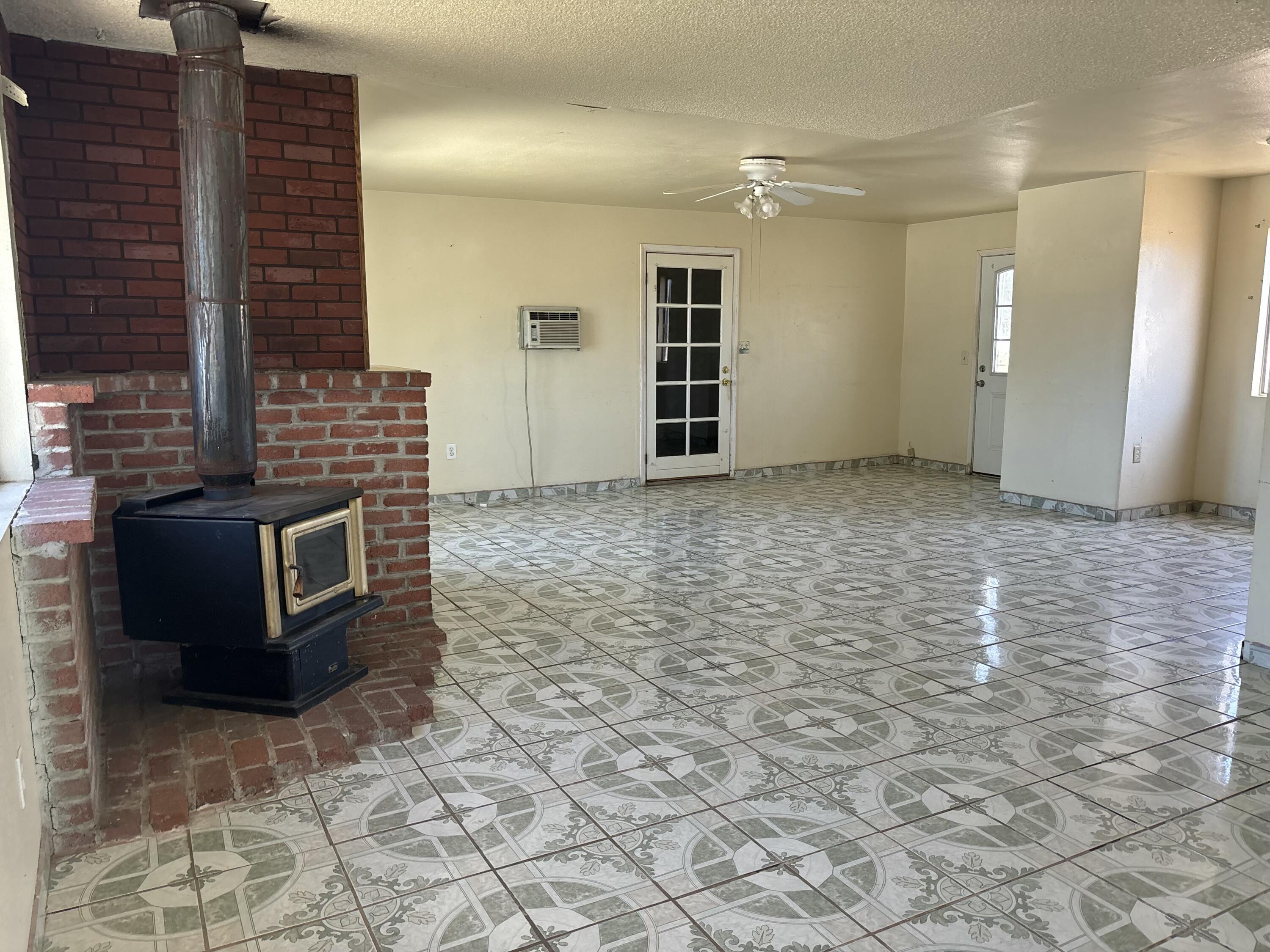 5610 Rd 234, Ducor, CA 93218