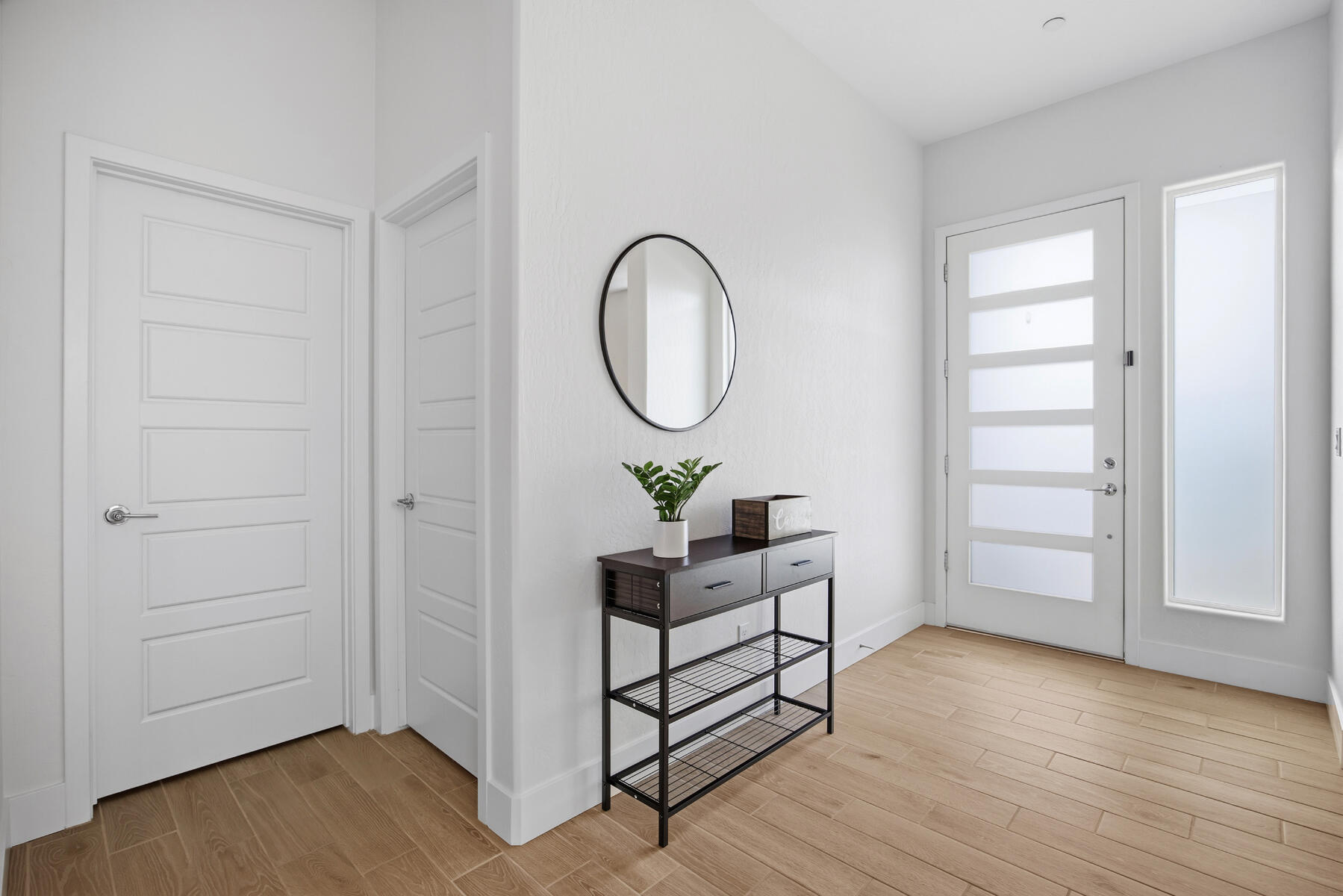 412 E Newton Ave, Visalia, CA 93291