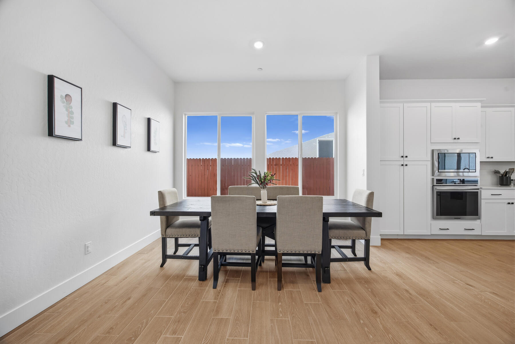 412 E Newton Ave, Visalia, CA 93291