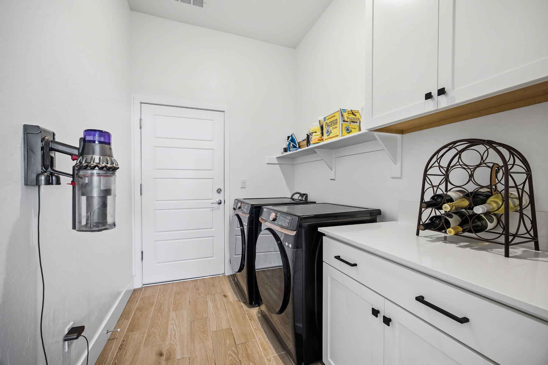 412 E Newton Ave, Visalia, CA 93291