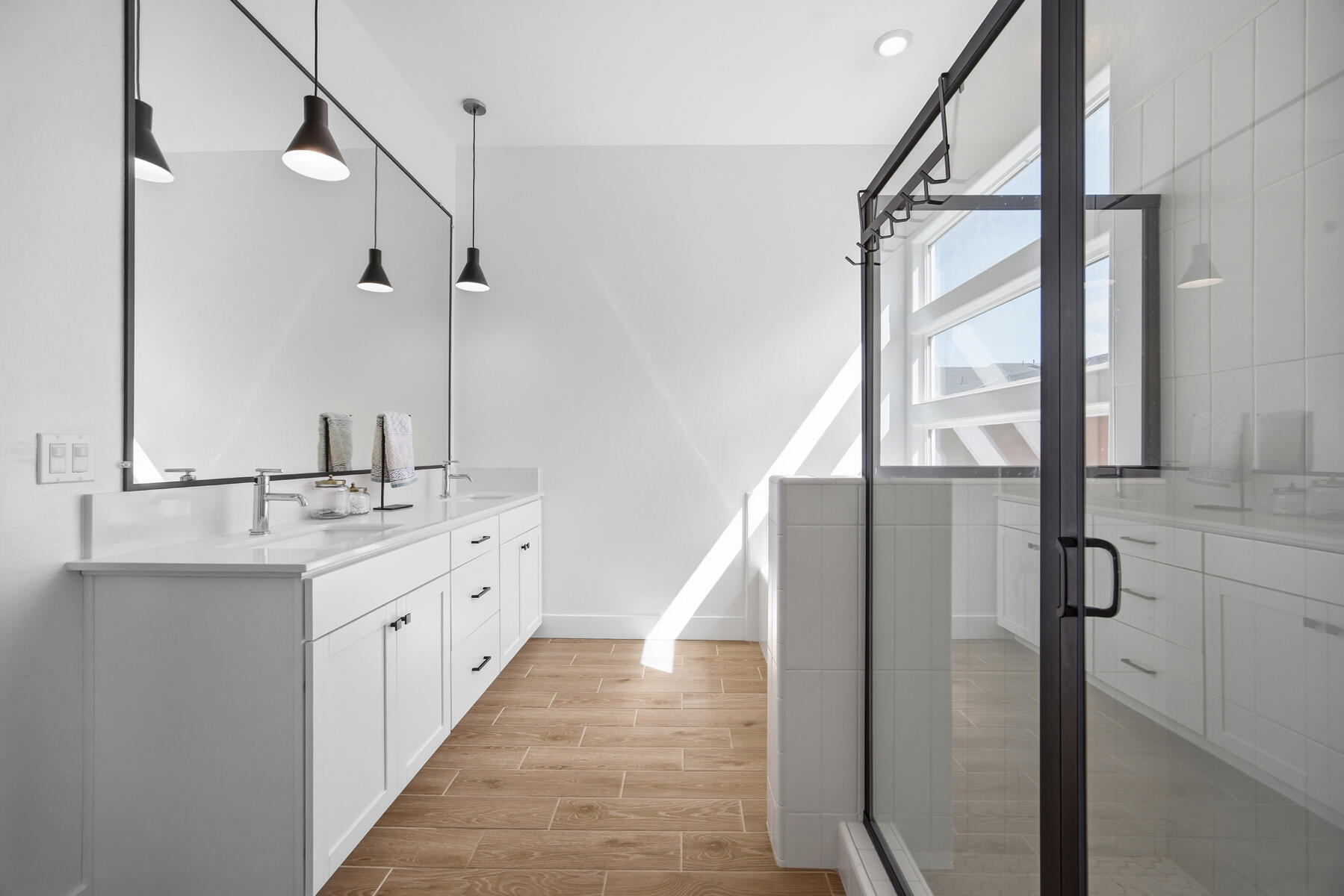 412 E Newton Ave, Visalia, CA 93291