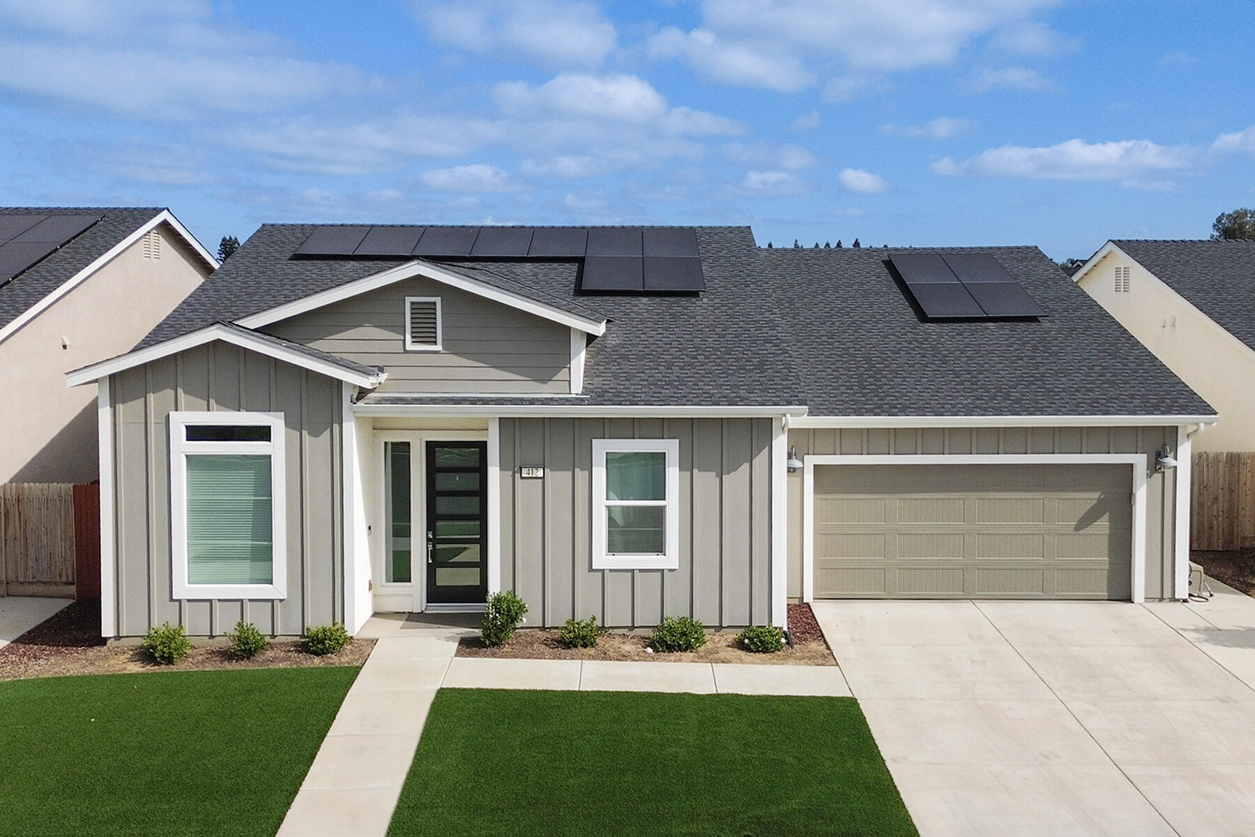 412 E Newton Ave, Visalia, CA 93291