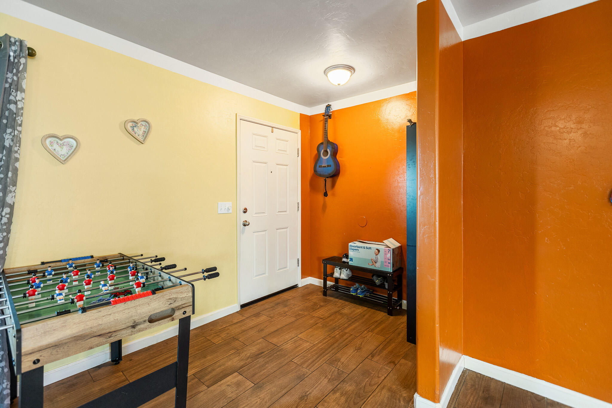 1544 Santa Cruz Ave, Tulare, CA 93274