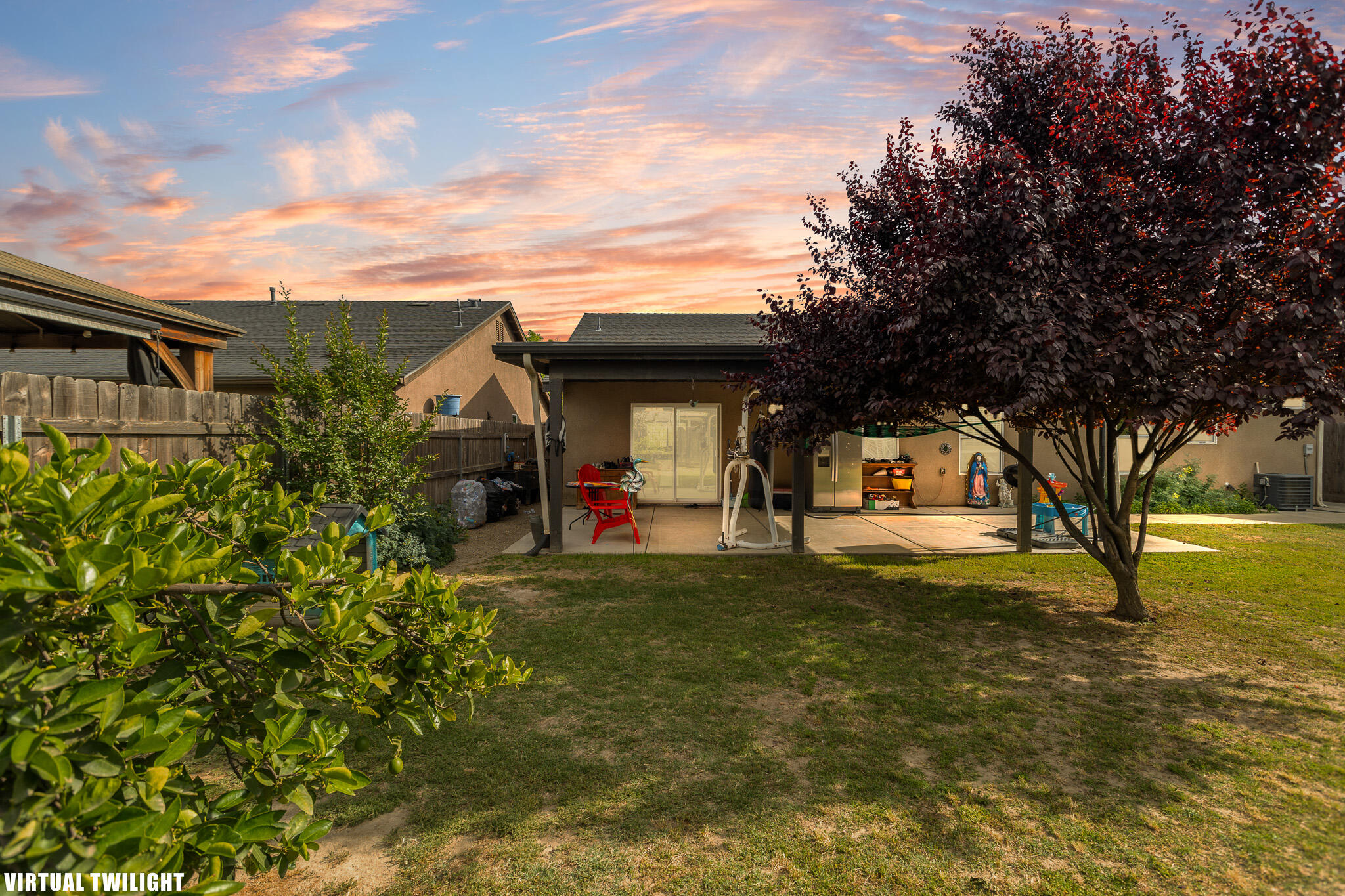 1544 Santa Cruz Ave, Tulare, CA 93274