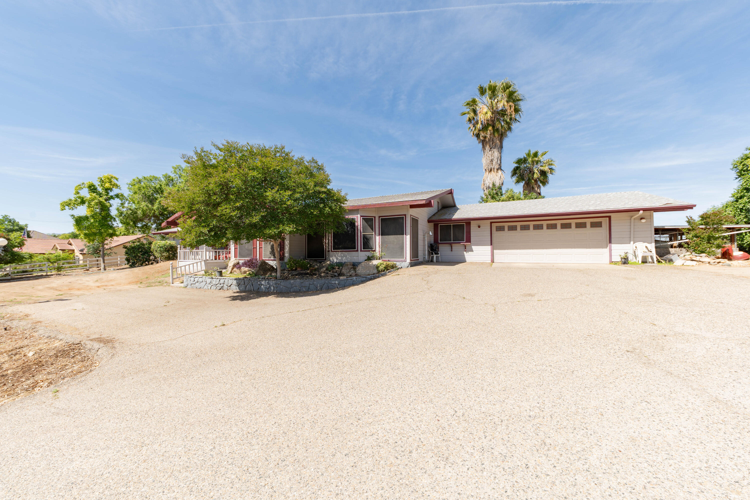 16601 Mustang Dr, Springville, CA 93265