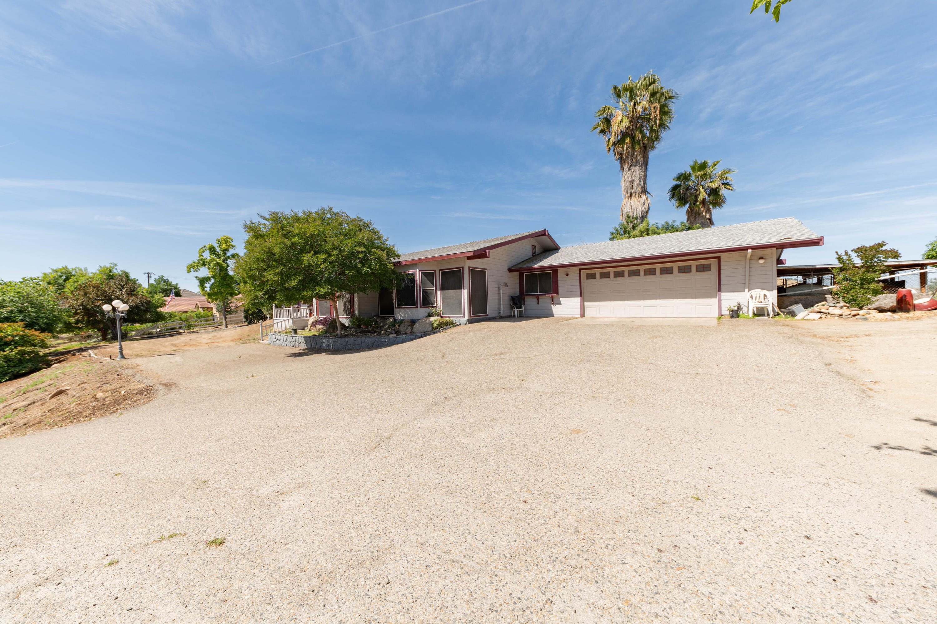 16601 Mustang Dr, Springville, CA 93265