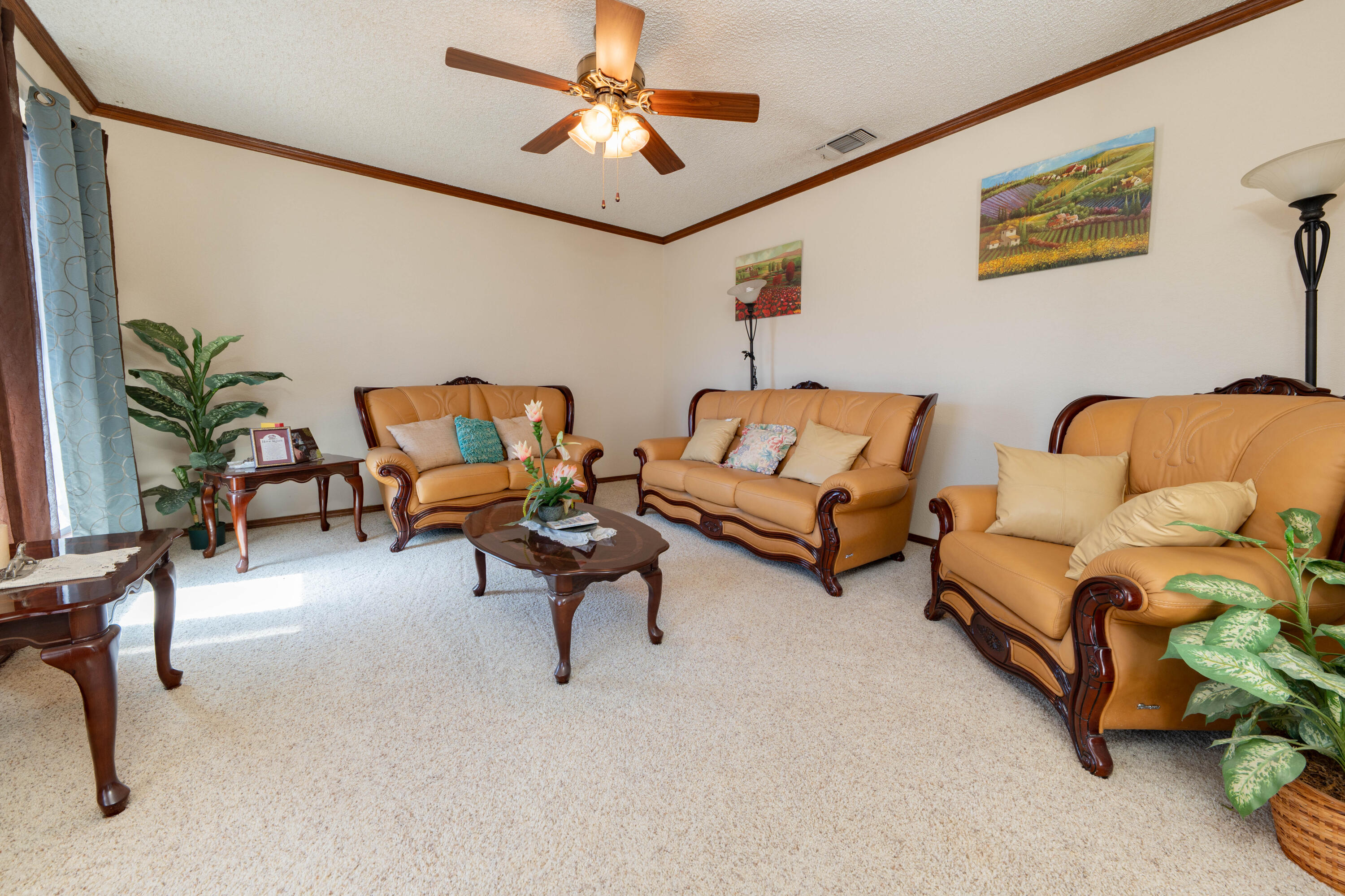 16601 Mustang Dr, Springville, CA 93265